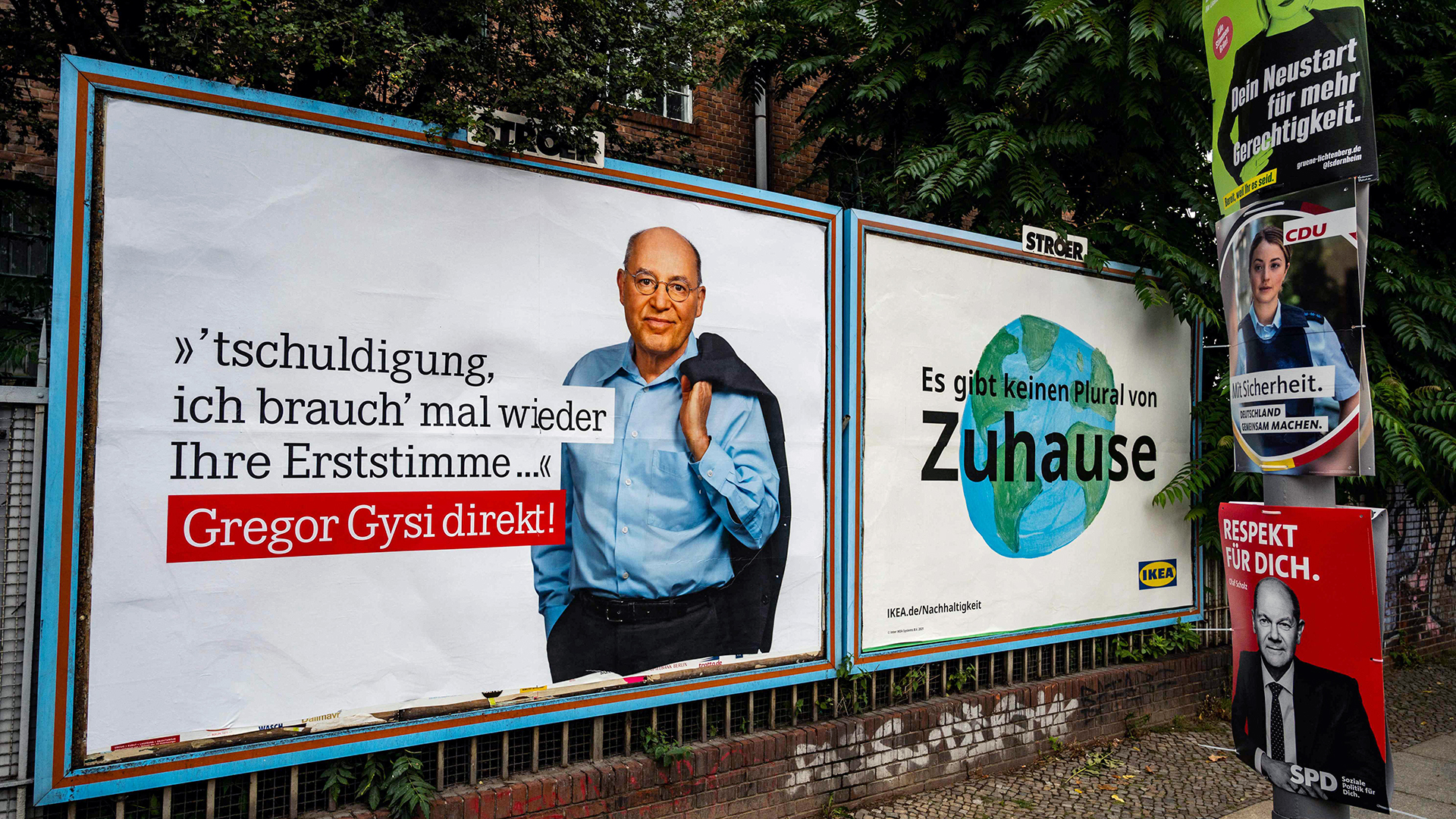Wahlplakat mit Gregor Gysi | AFP