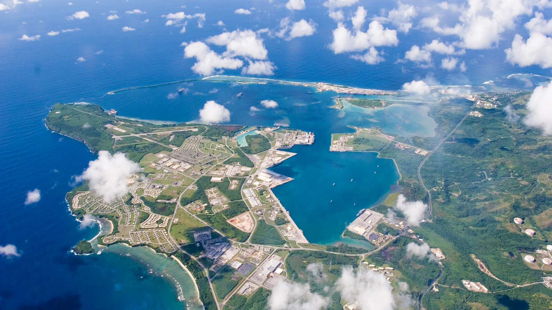Luftaufnahme des Marinestützpunkts auf der US-Insel Guam | REUTERS