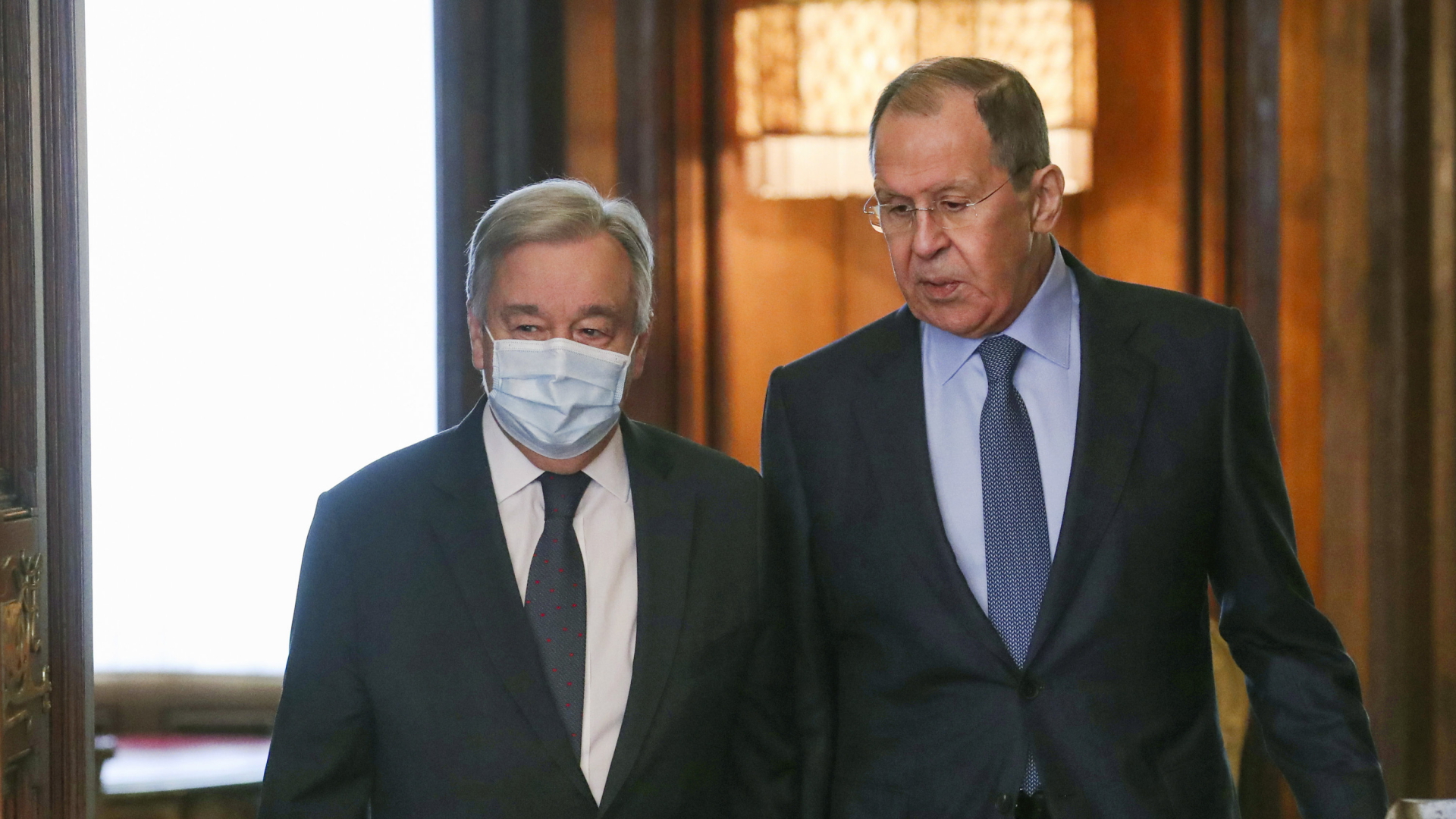 Antonio Guterres und Sergej Lawrow | AP