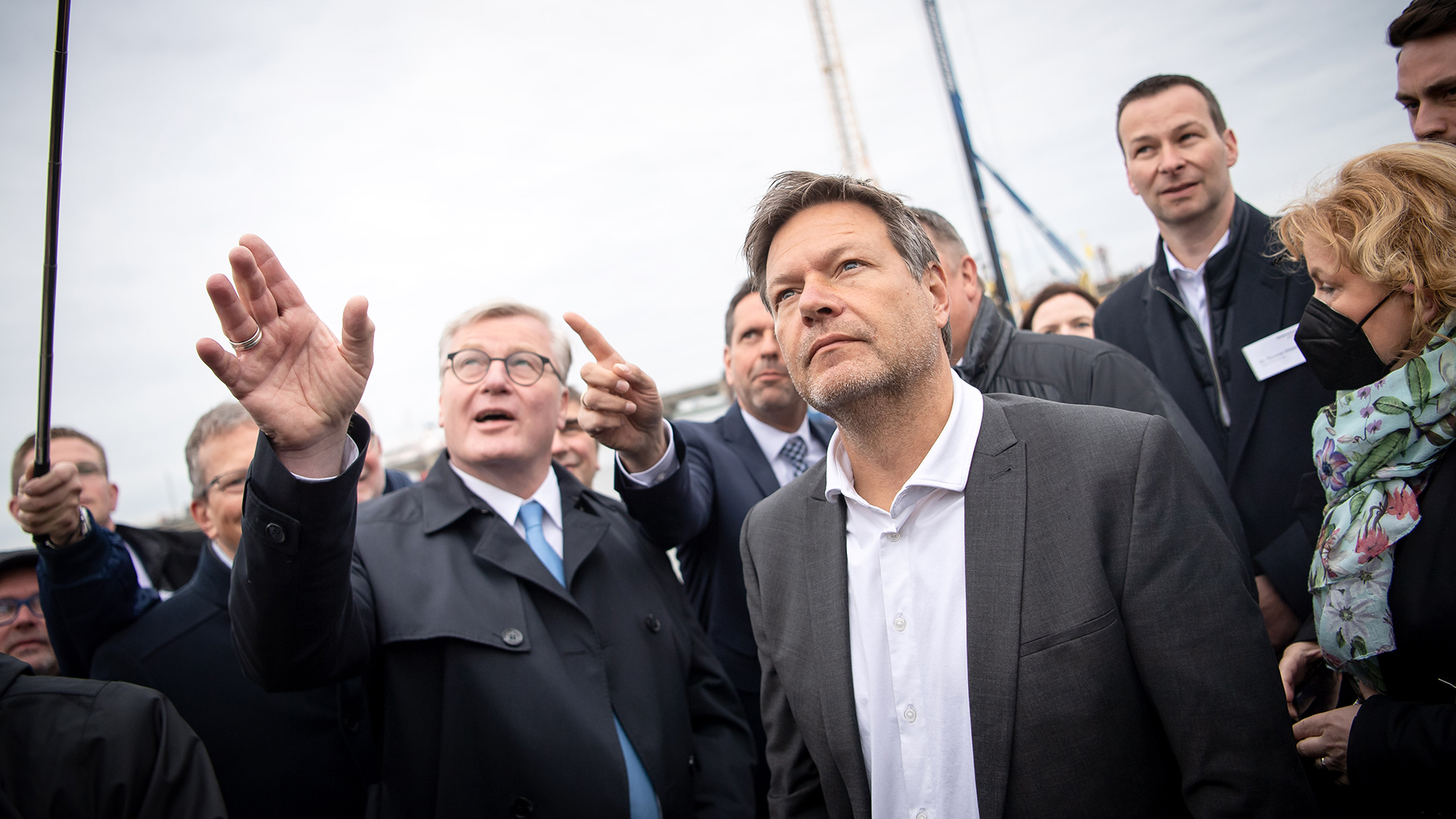 LNG-Gesetz im Bundestag: Wie Habeck Bauvorhaben beschleunigen will
