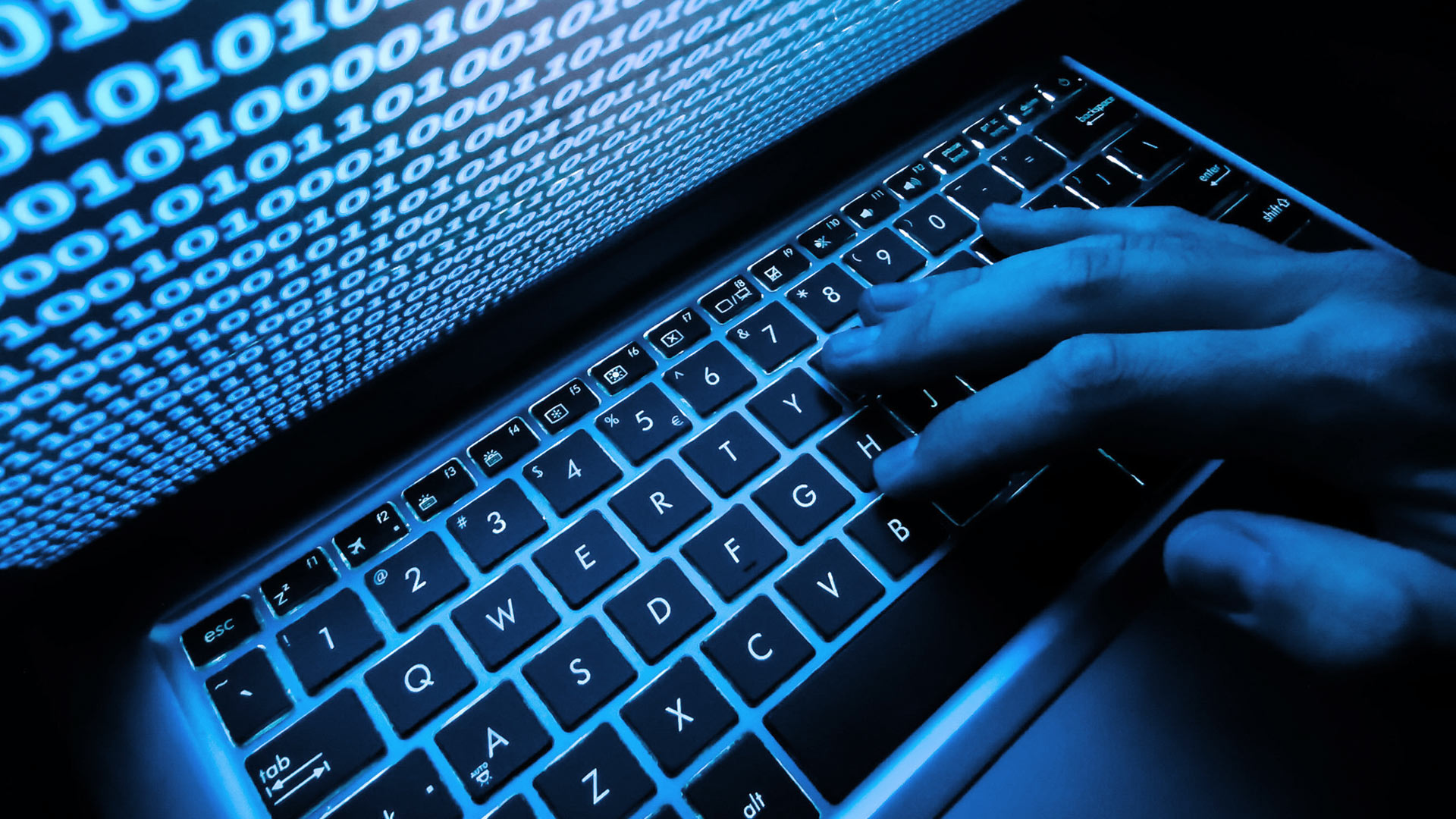 Drohen Hackerangriffe auf Online-Shops am „Black Friday“?