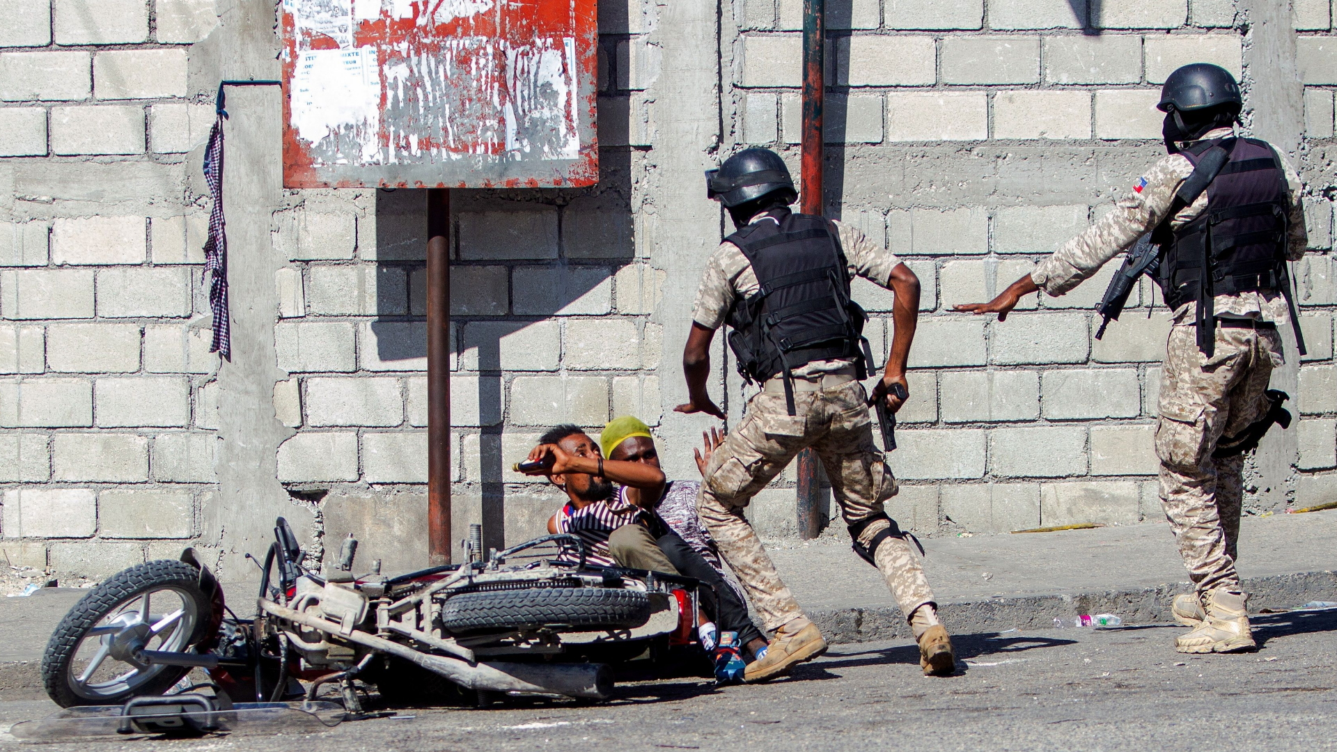 Zusammenstöße in Haiti | JEAN MARC HERVE ABELARD/EPA-EFE/