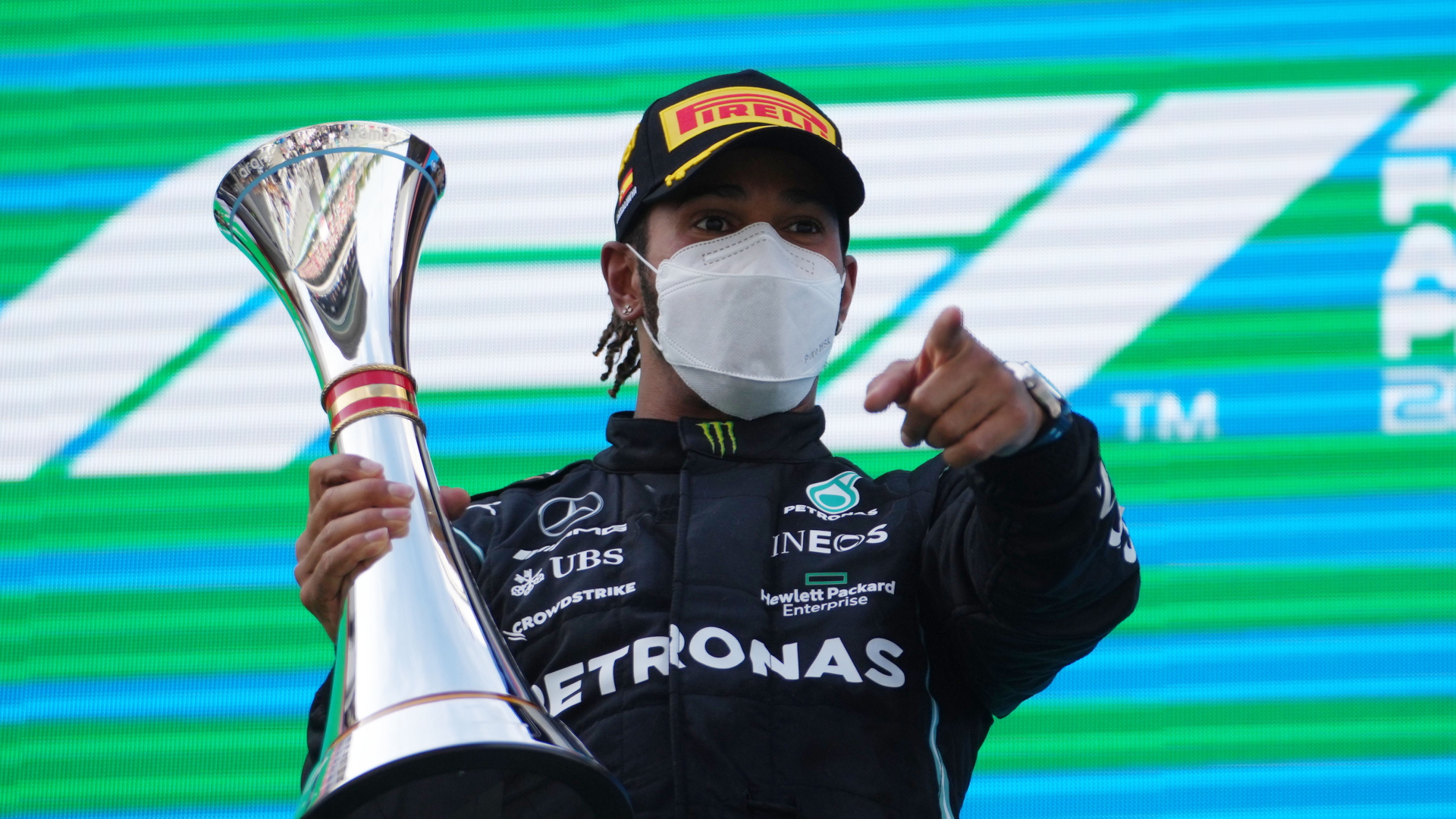 Lewis Hamilton nach seinem Sieg in Barcelona | Pool via REUTERS