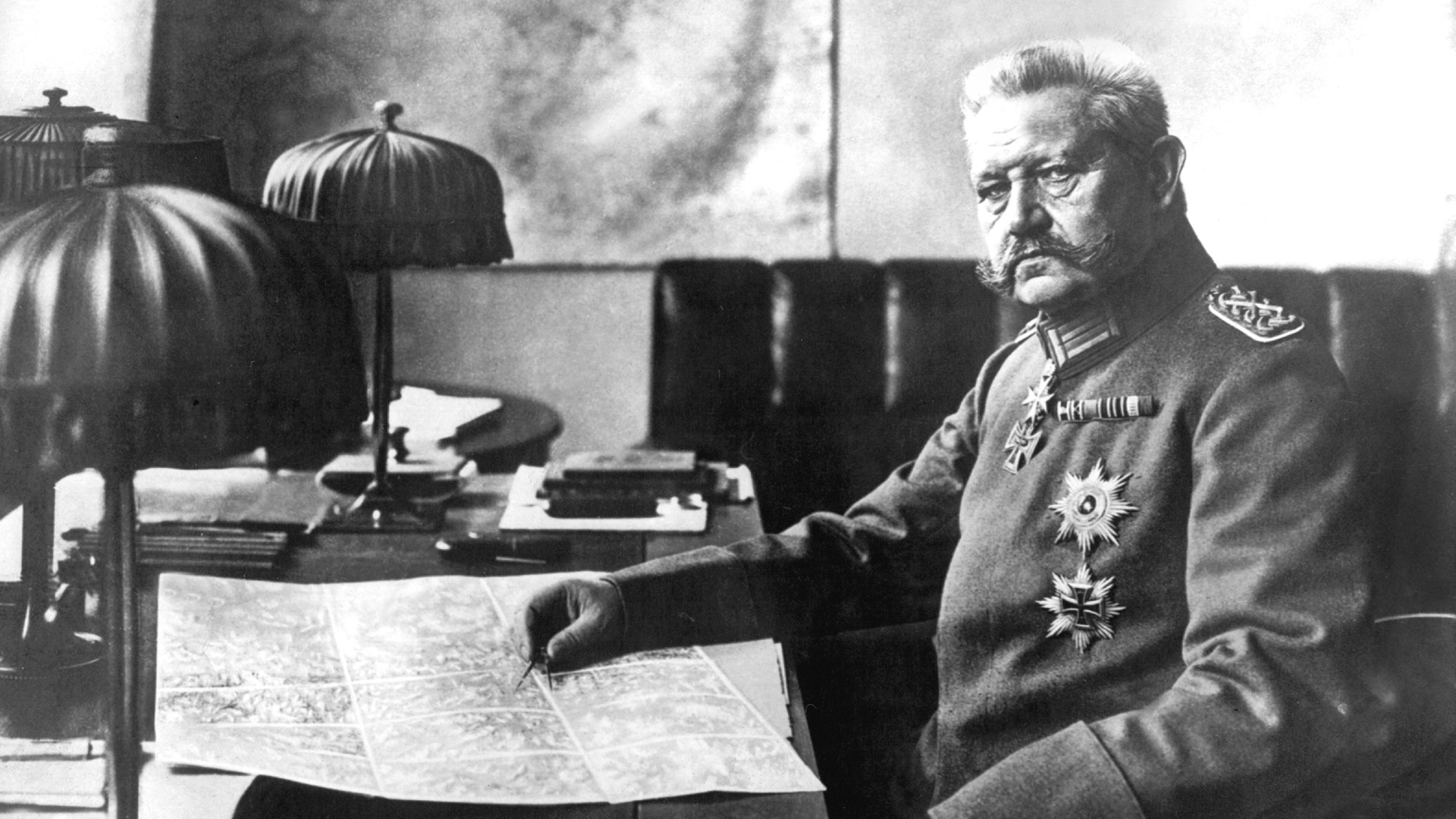 Paul von Hindenburg im Jahr 1917 | picture-alliance / dpa