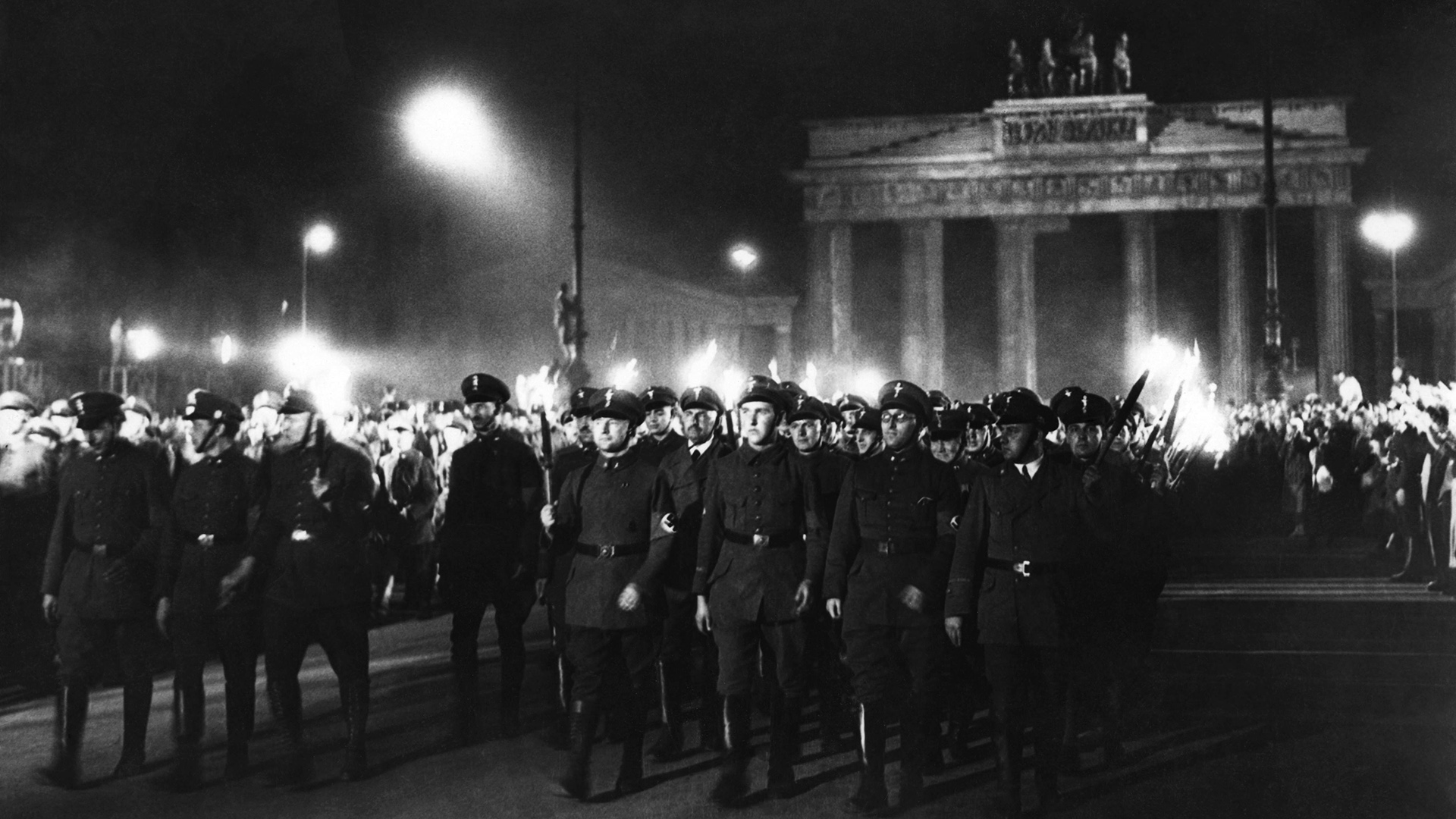 90 Jahre nach Machtergreifung: Wie gefährdet ist die Demokratie?