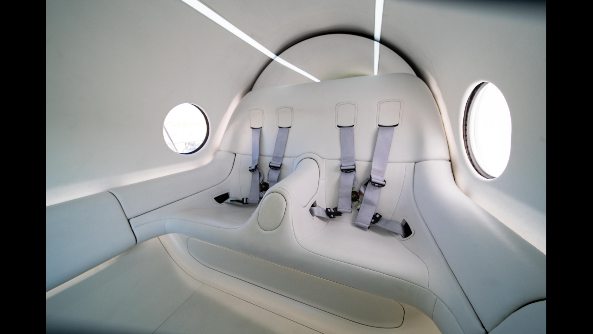 Hyperloop-Kapsel von innen | Bildquelle: via REUTERS