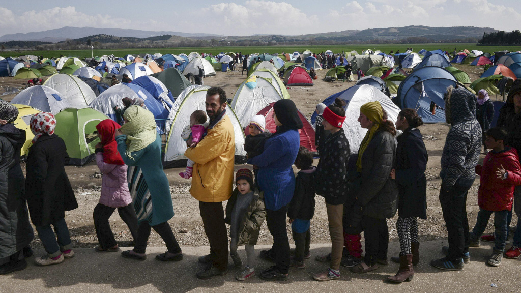 Flüchtlinge an der mazedonisch-griechischen Grenze gestrandet