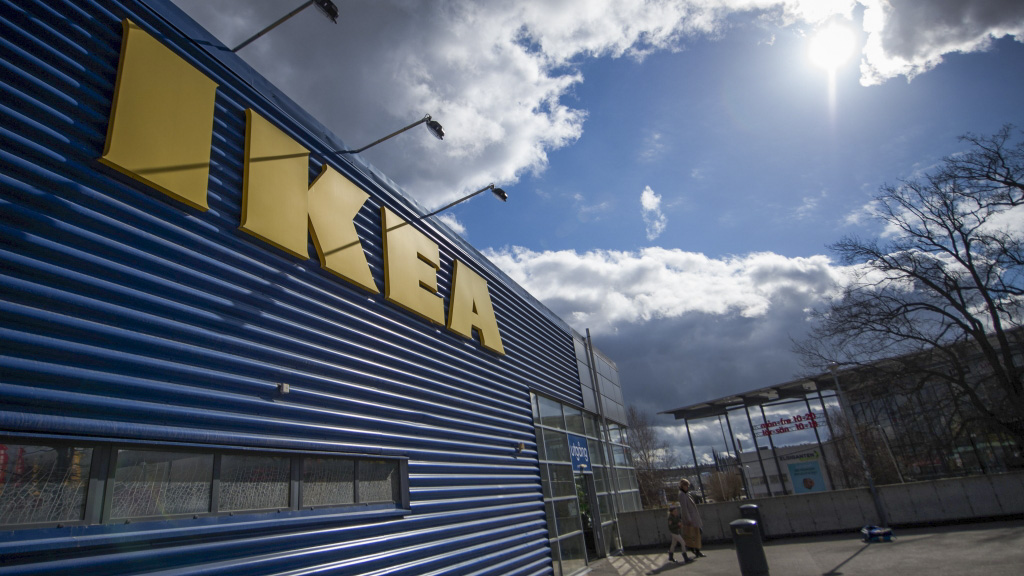 Ikea-Filiale: Das Möbelunternehmen ruft einen Kühlschrank zurück | Bildquelle: AFP