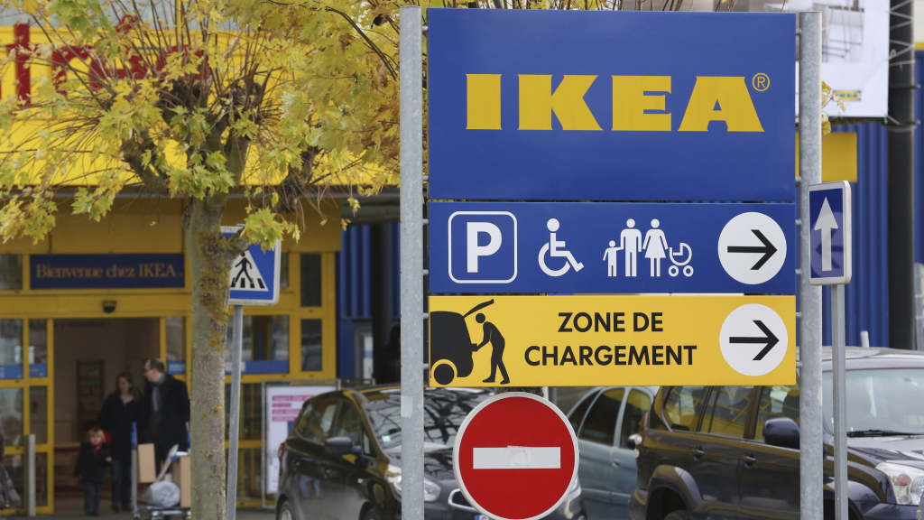 Blick auf eine Ikea-Filiale bei Paris | AP