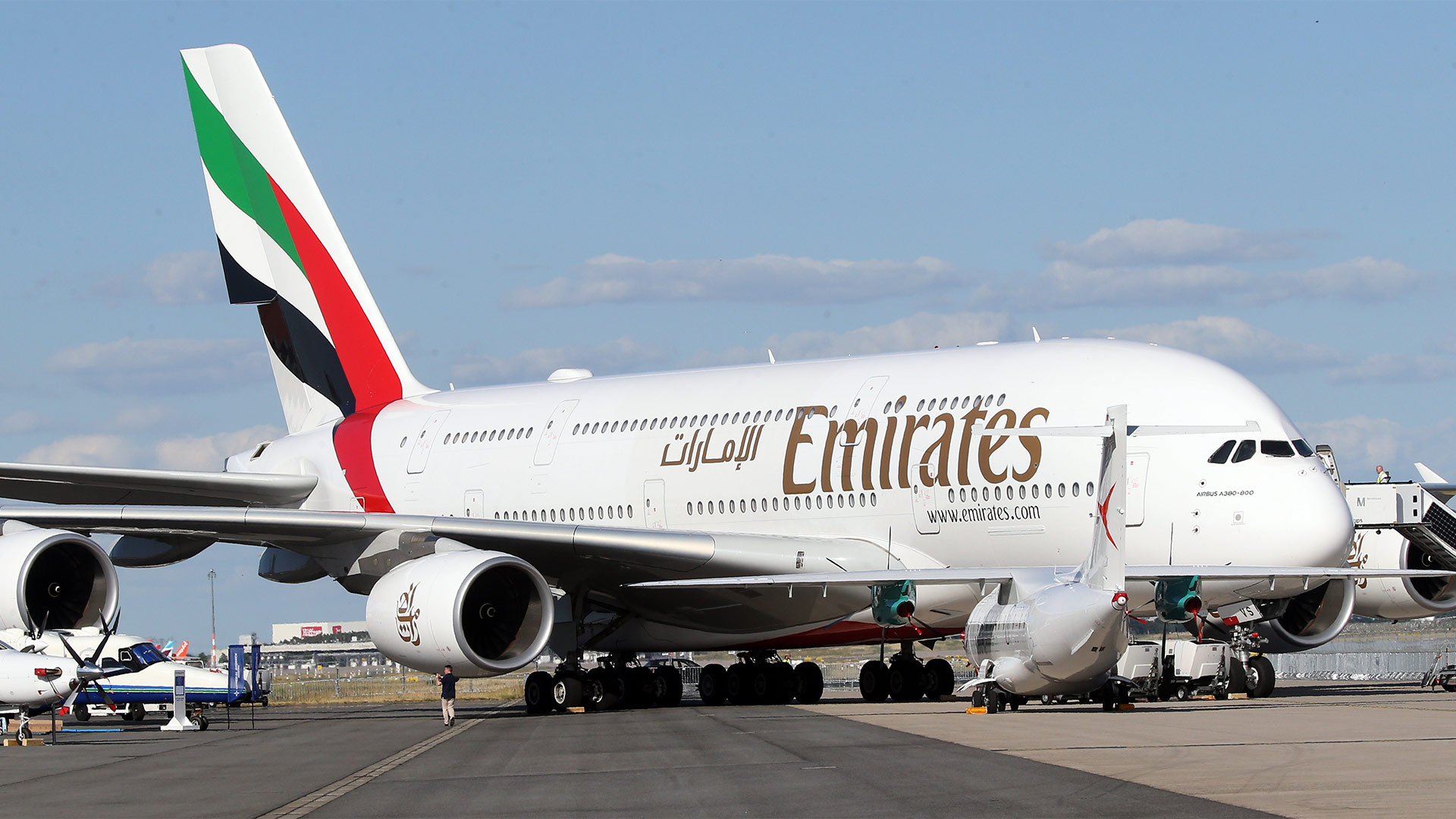 Airbus A380 der Emirates auf der Internationalen Luft- und Raumfahrtausstellung ILA | picture alliance/dpa
