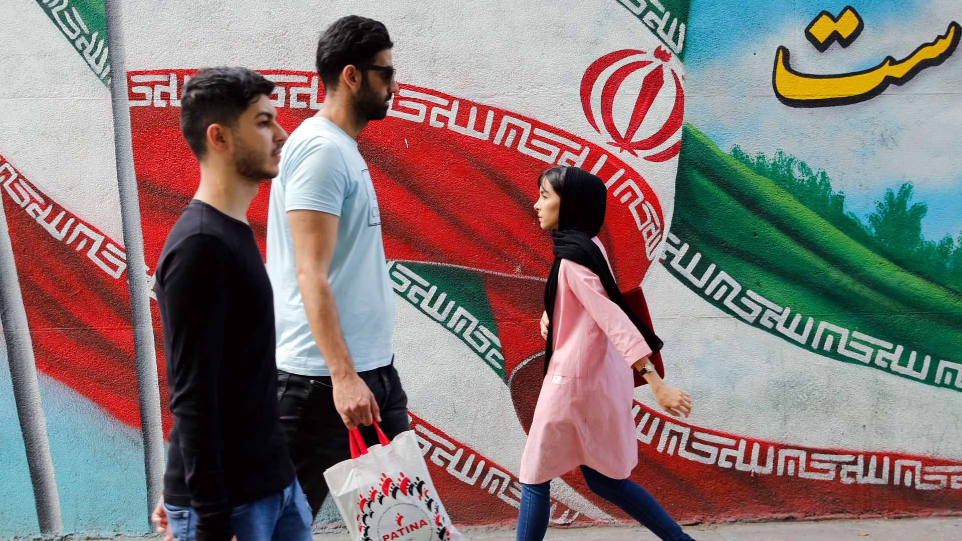Passanten in Teheran