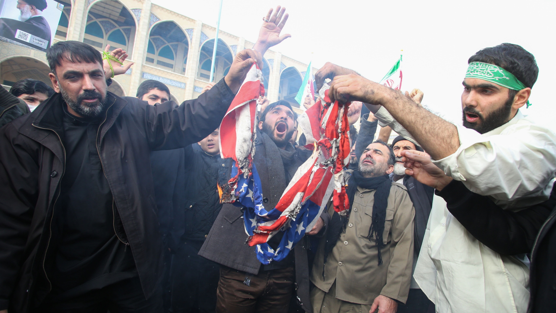 iran-demonstranten-101~_v-videowebl.jpg