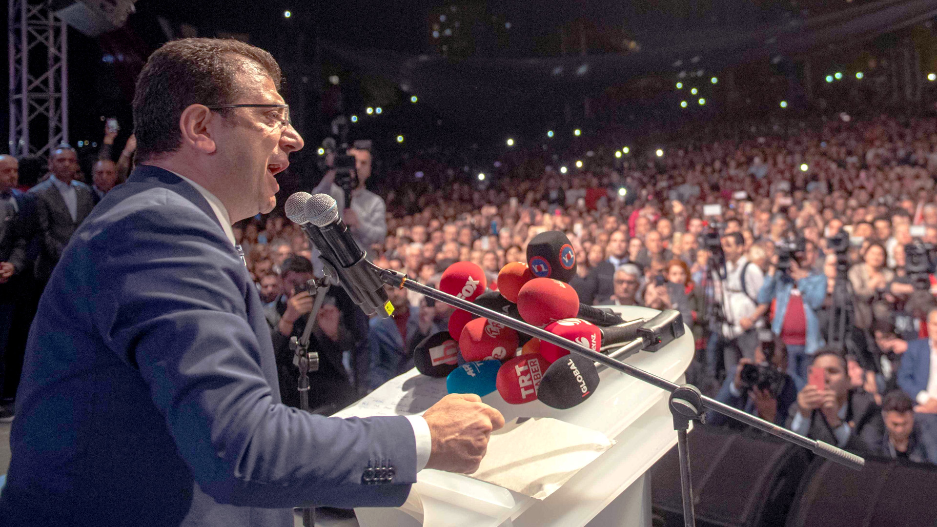 Istanbuler Bürgermeisterwahl: Der Wahlsieger spricht von “Verrat”