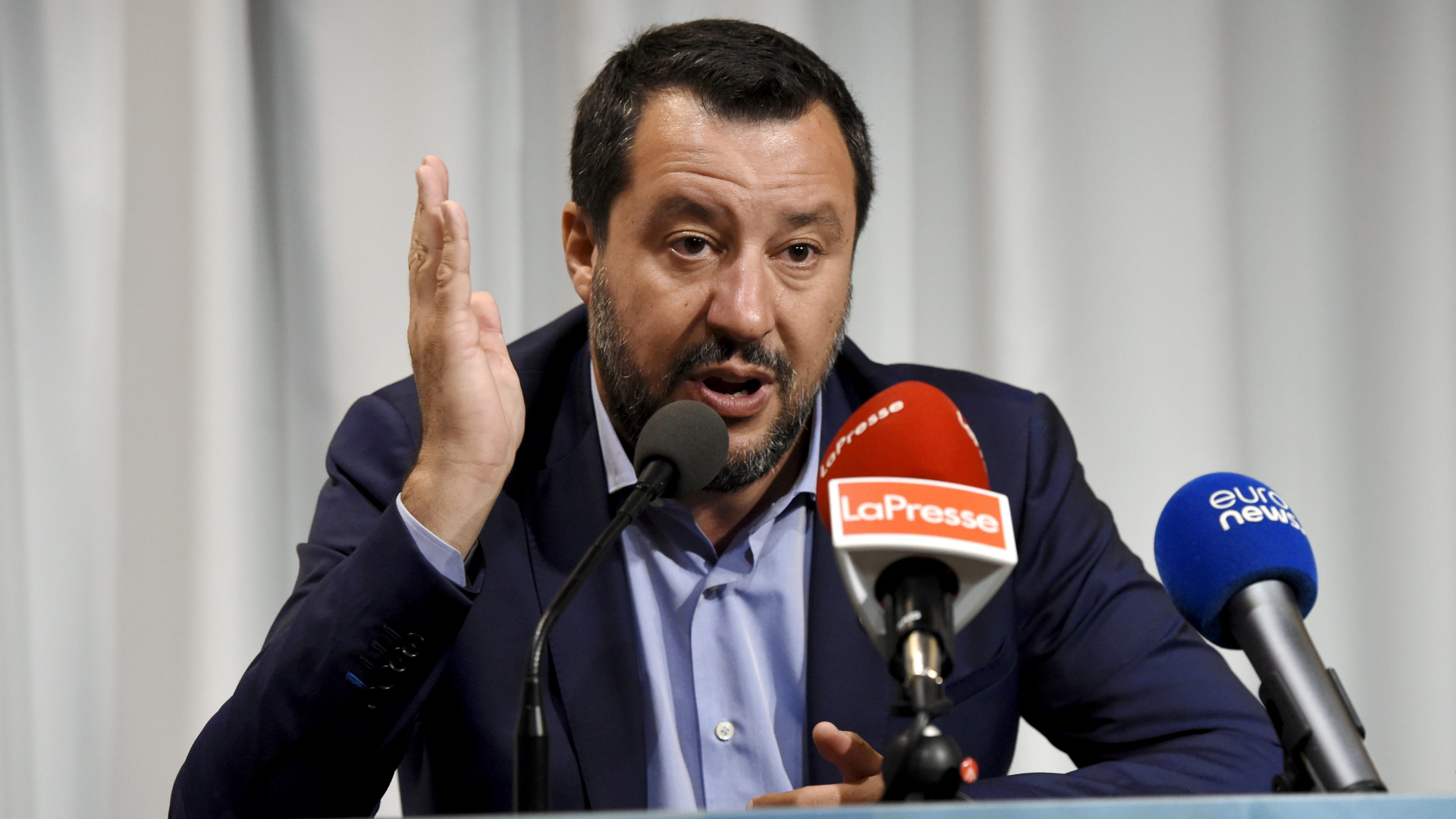 Der italienische Innenminister Matteo Salvini spricht auf einer Pressekonferenz zum Abschluss des EU-Ministertreffens in Helsinki. | REUTERS