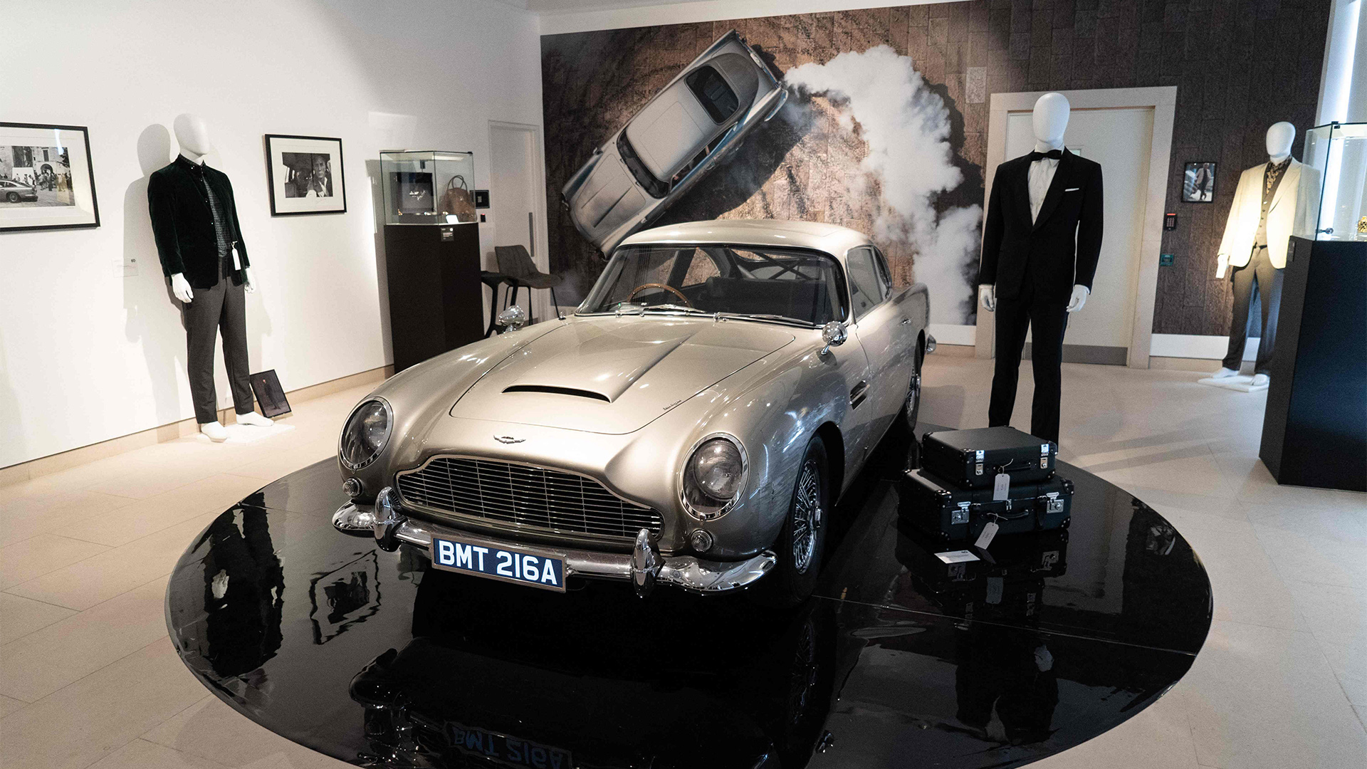 Aston Martin in einer Ausstellung | AFP