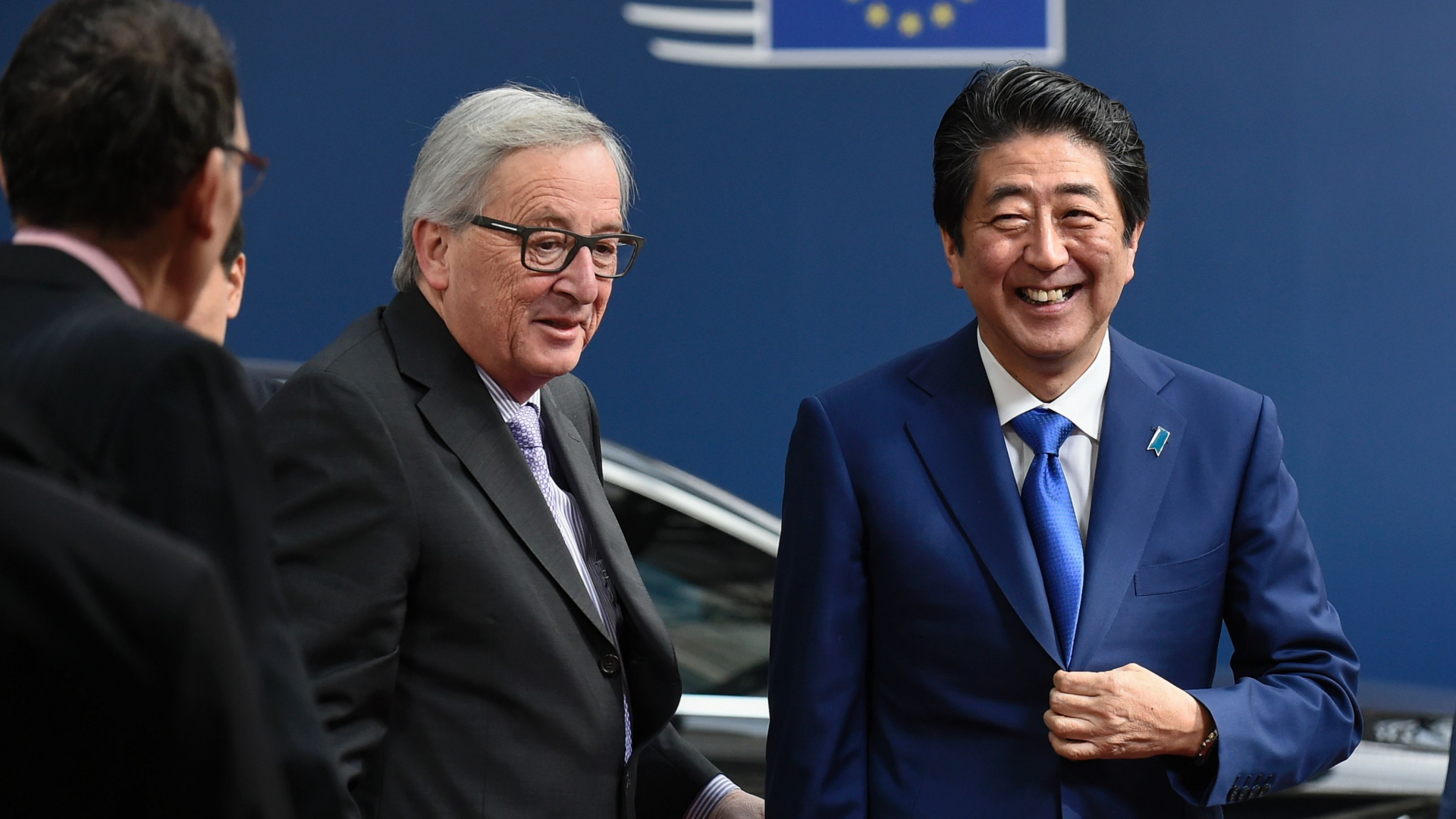 Juncker mit Abe