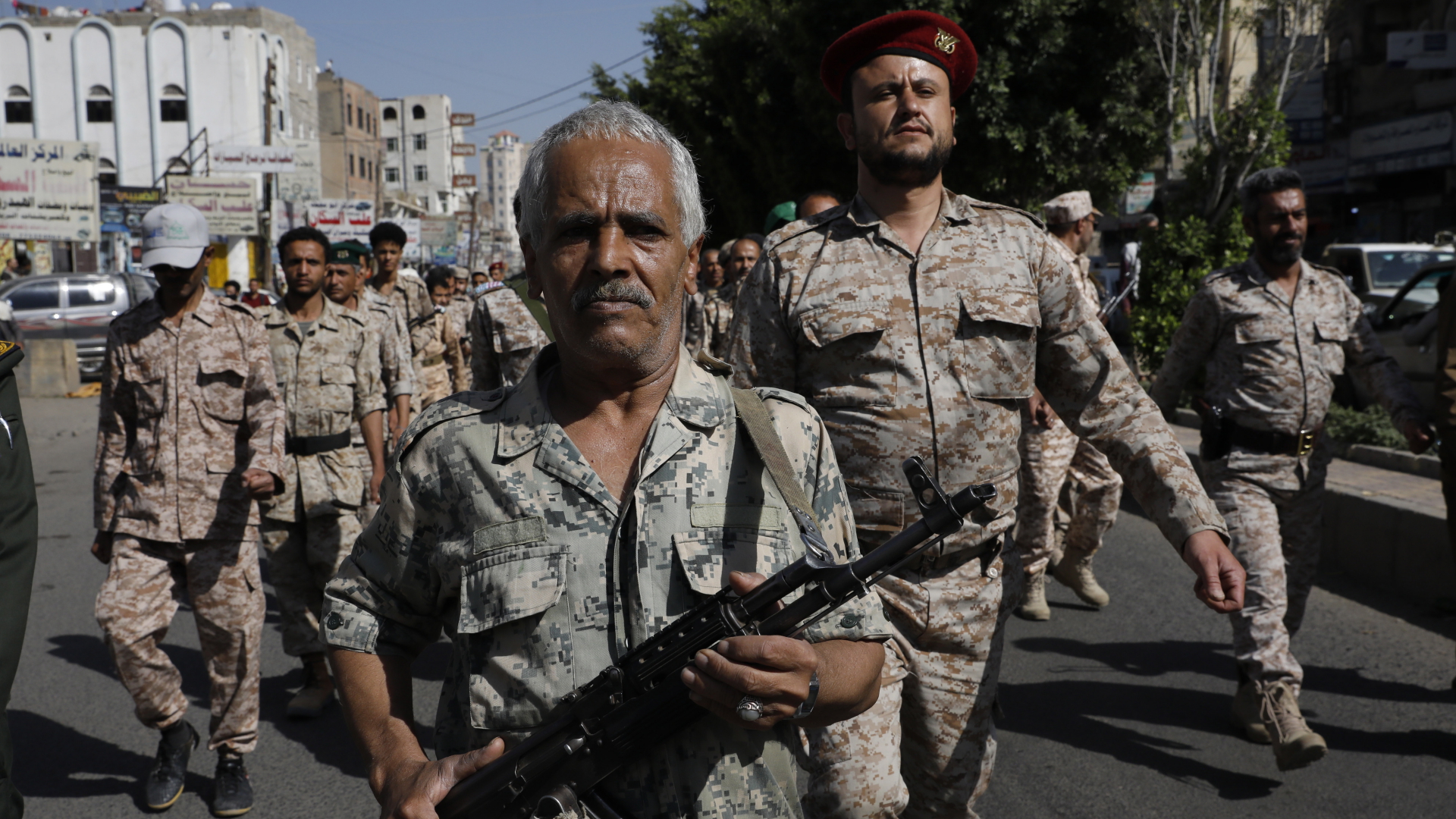 Huthi-Rebellen auf einer Parade im September 2022 in der jeminitischen Hauptstadt Sanaa. | EPA