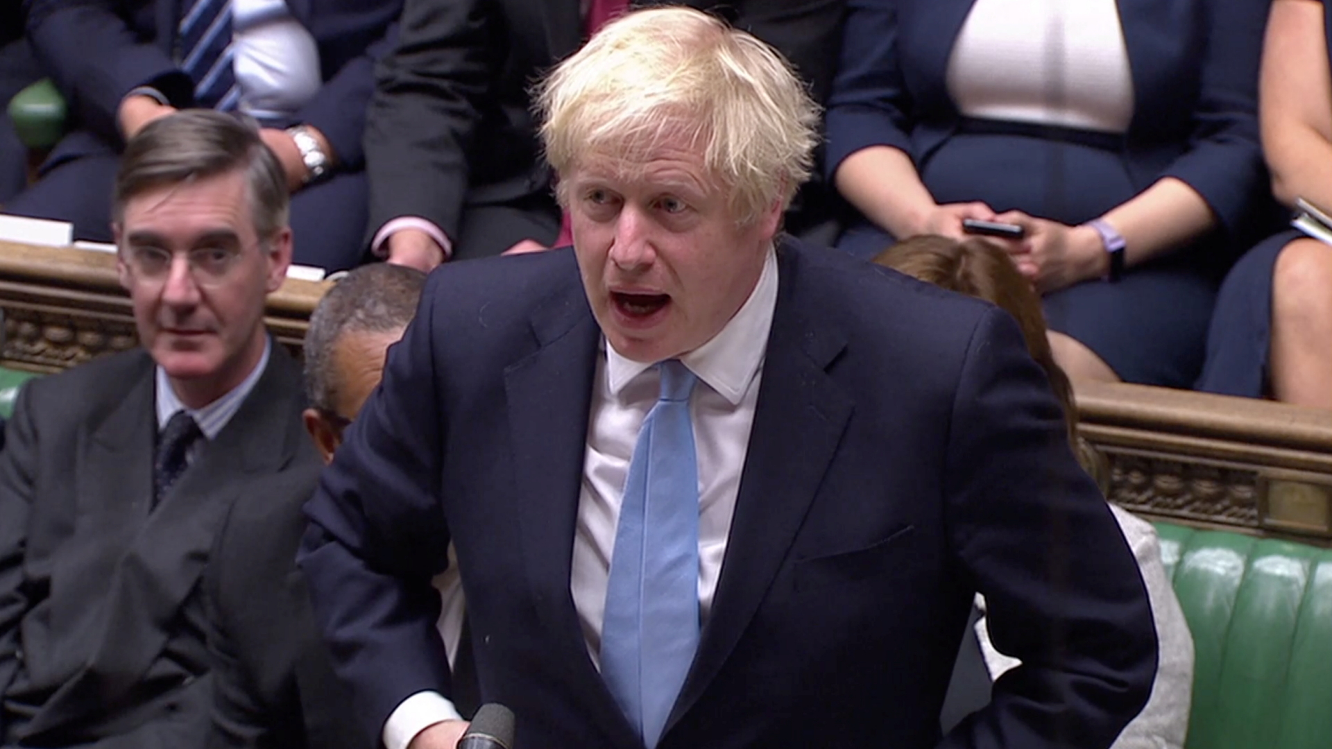 Der britische Premier Boris Johnson spricht  im Unterhaus.