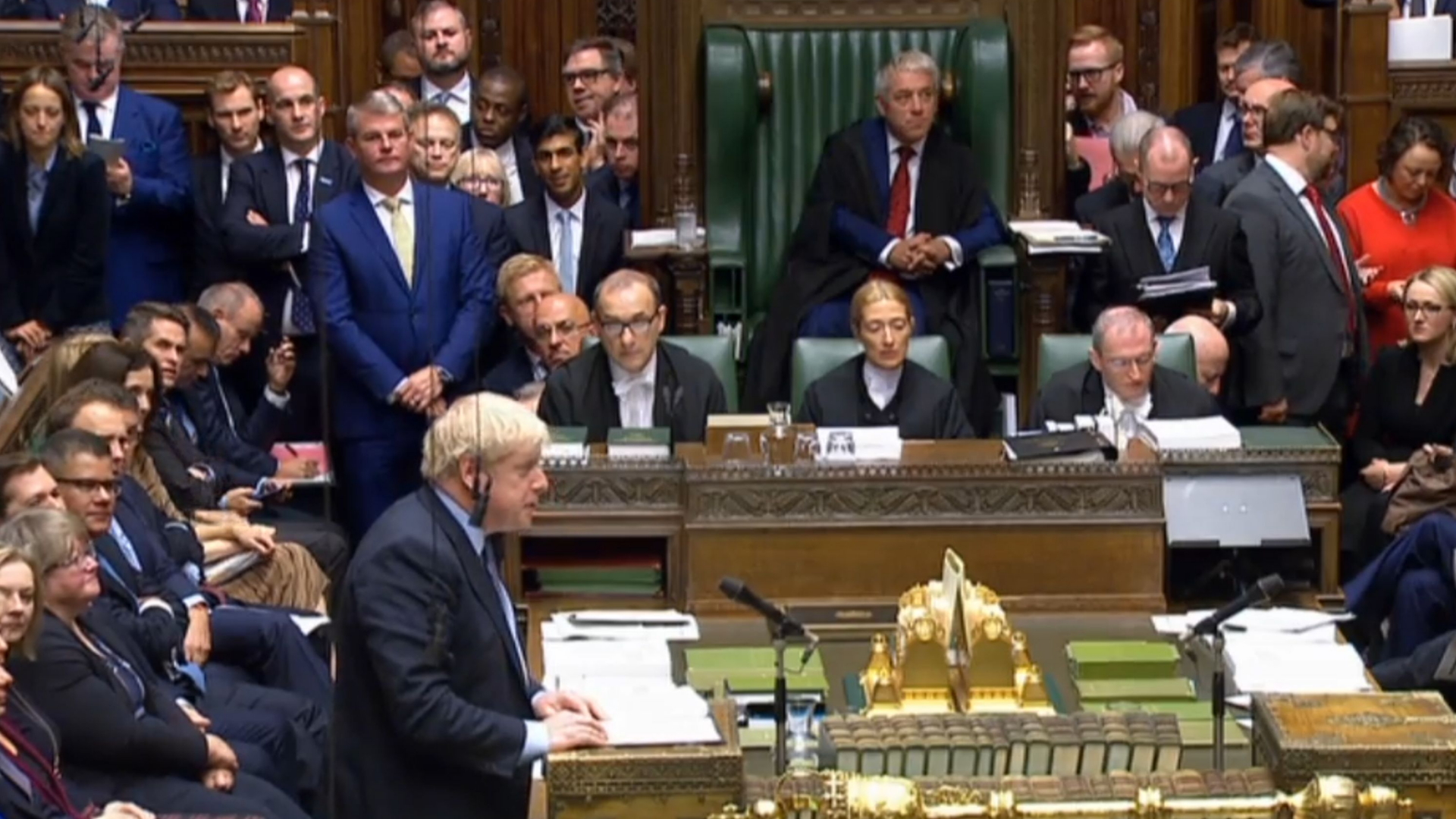 Premier Boris Johnson spricht im britischen Parlament