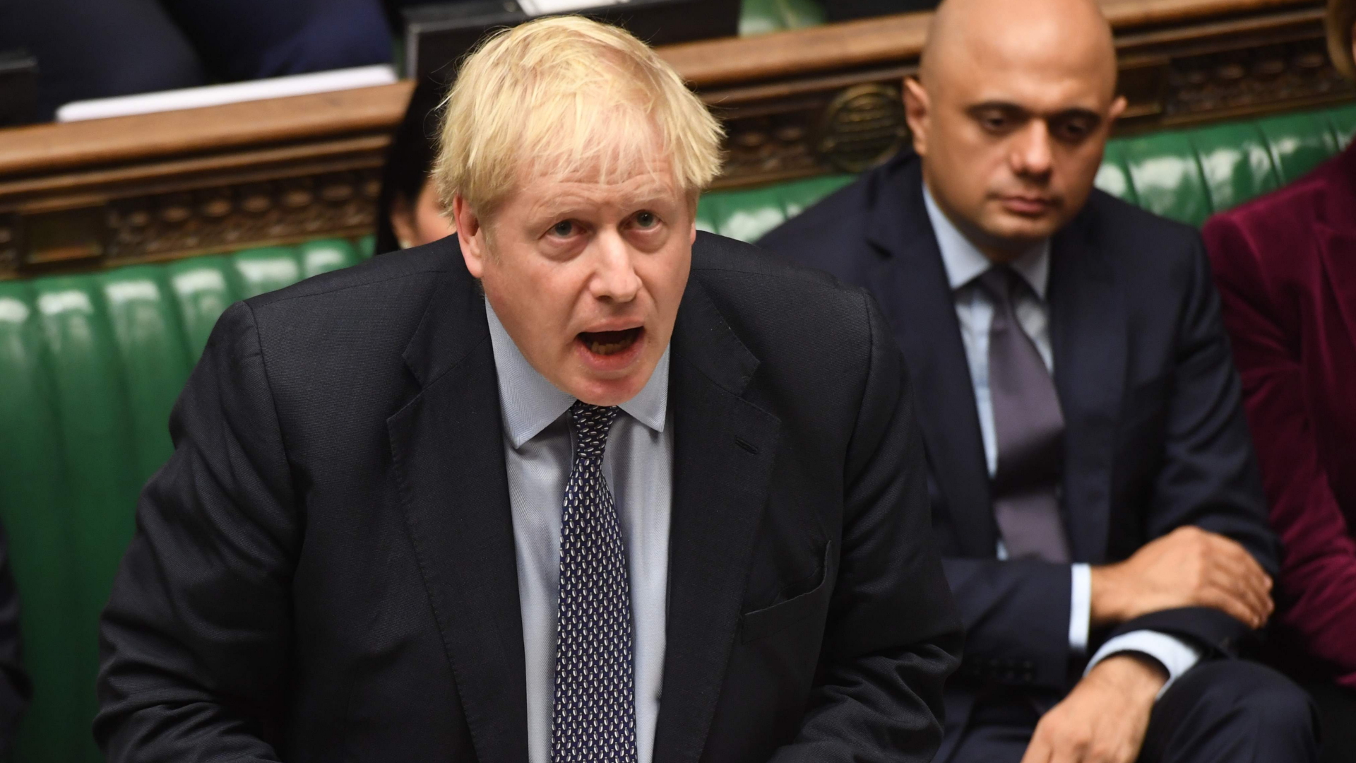 Premierminister Boris Johnson redet bei der Brexit-Debatte im Unterhaus. | AFP