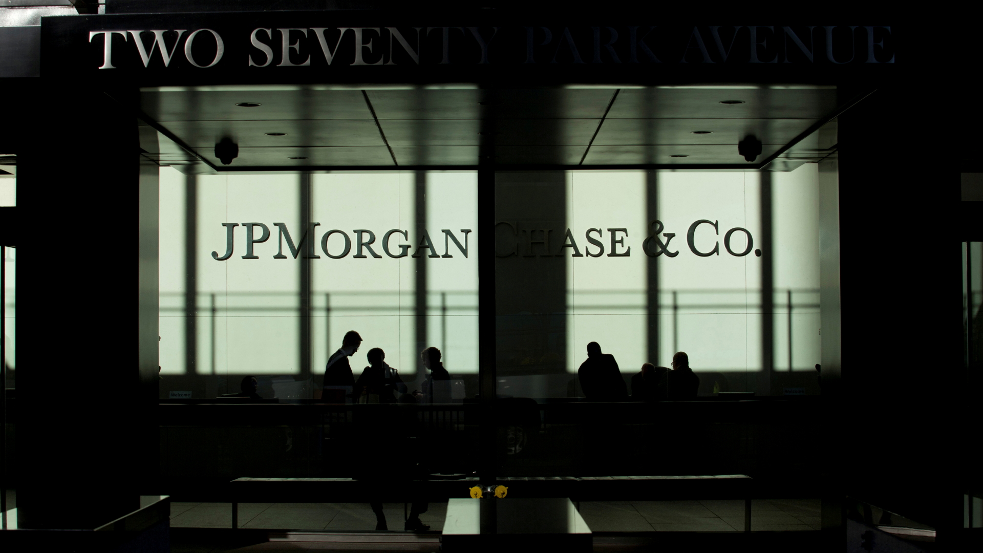 Blick in die New Yorker Zentrale von JP Morgan. | REUTERS