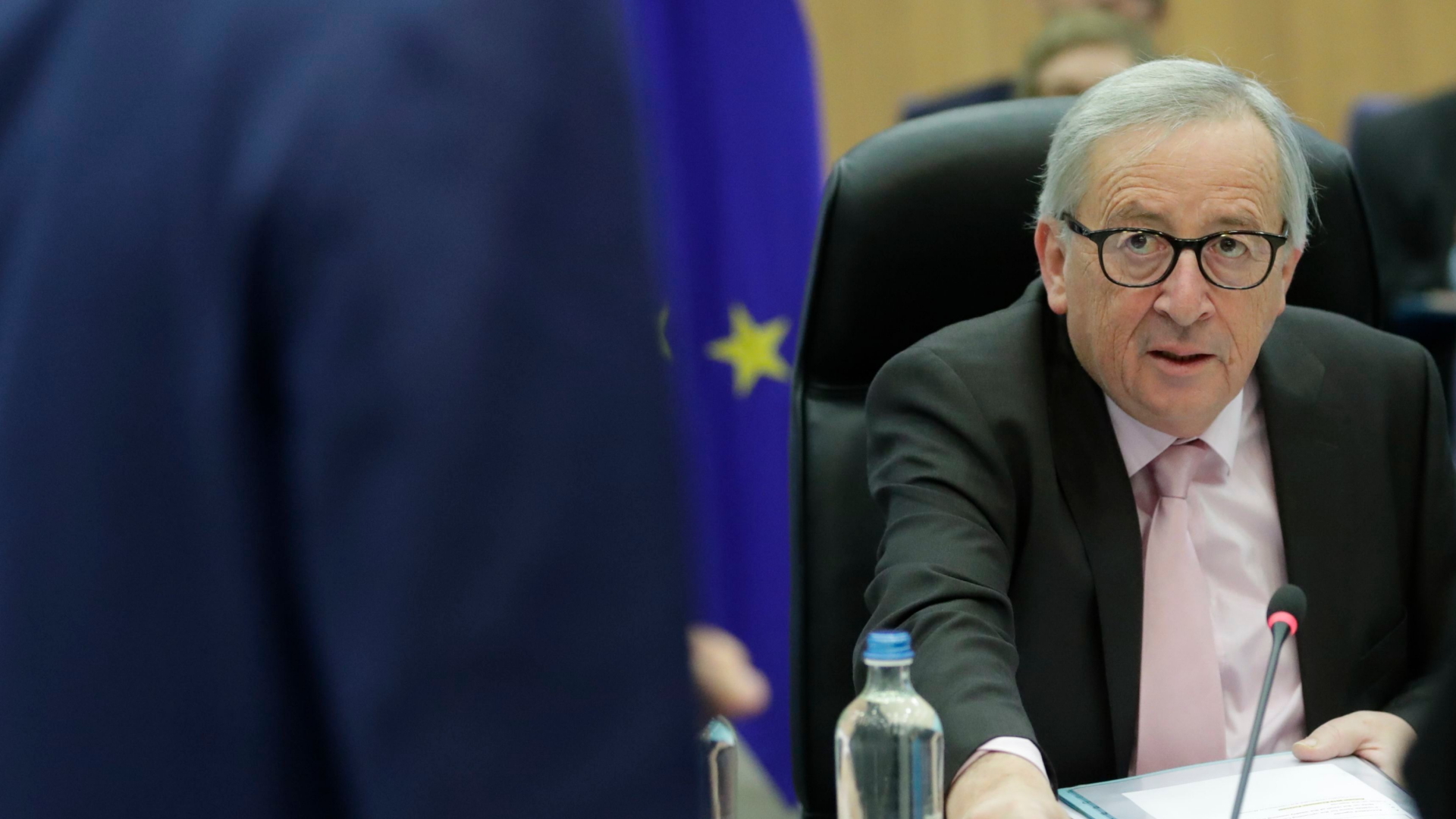 Der scheidende EU-Kommissionschef Juncker bei der wöchentlichen Sitzung in Brüssel
