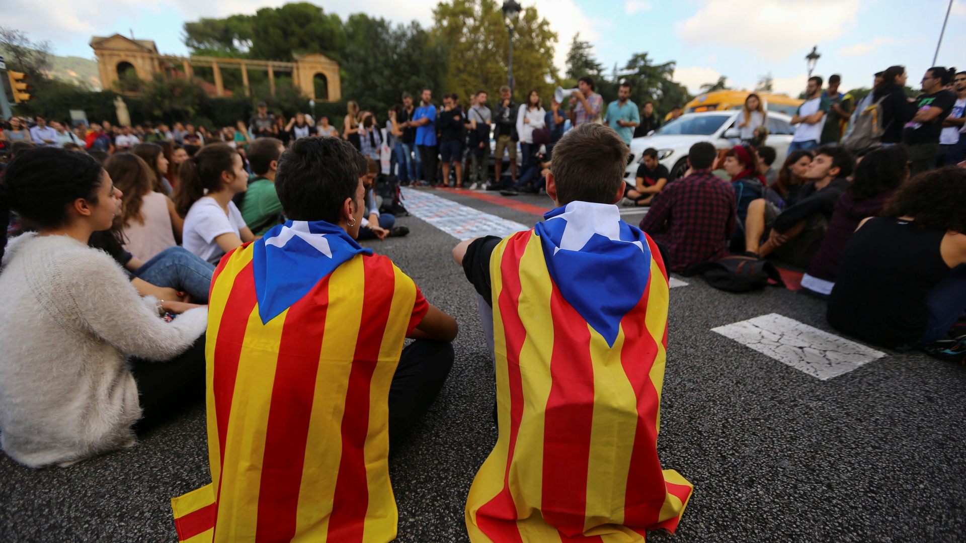 Studenten protestieren gegen die Verhaftung von Aktivisten in Katalonie
