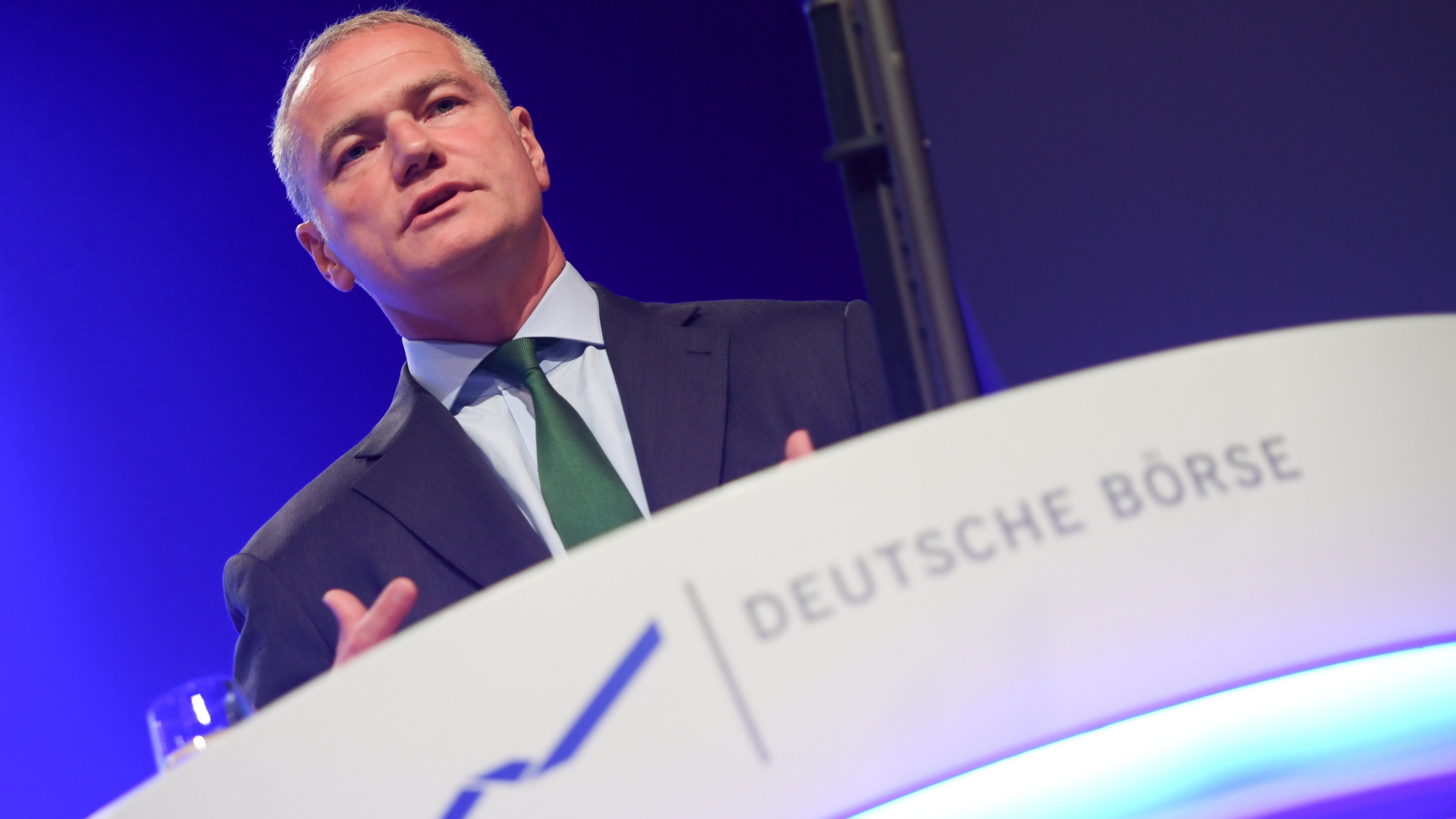 Deutsche-Börse-Chef tritt zurück