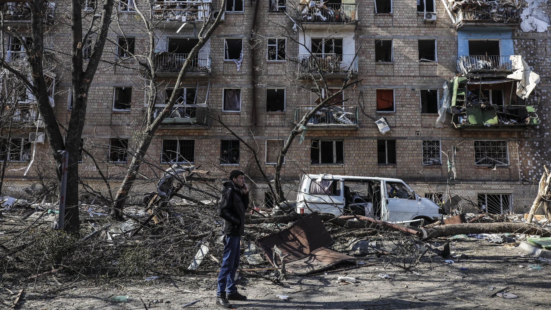Zerstörtes Gebäude in Kiew | EPA