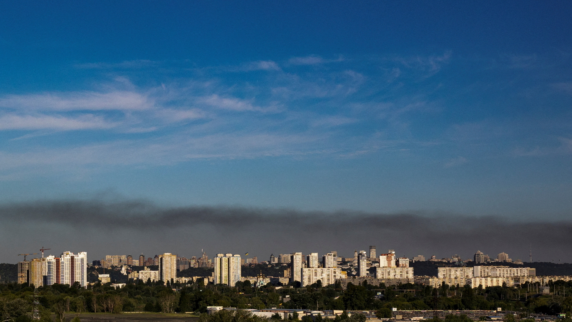 Rauch über der ukrainischen Hauptstadt Kiew (28.07.22) | REUTERS