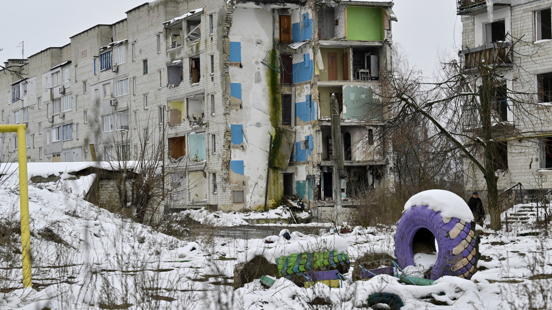 Zerstörte Häuser in Kiew