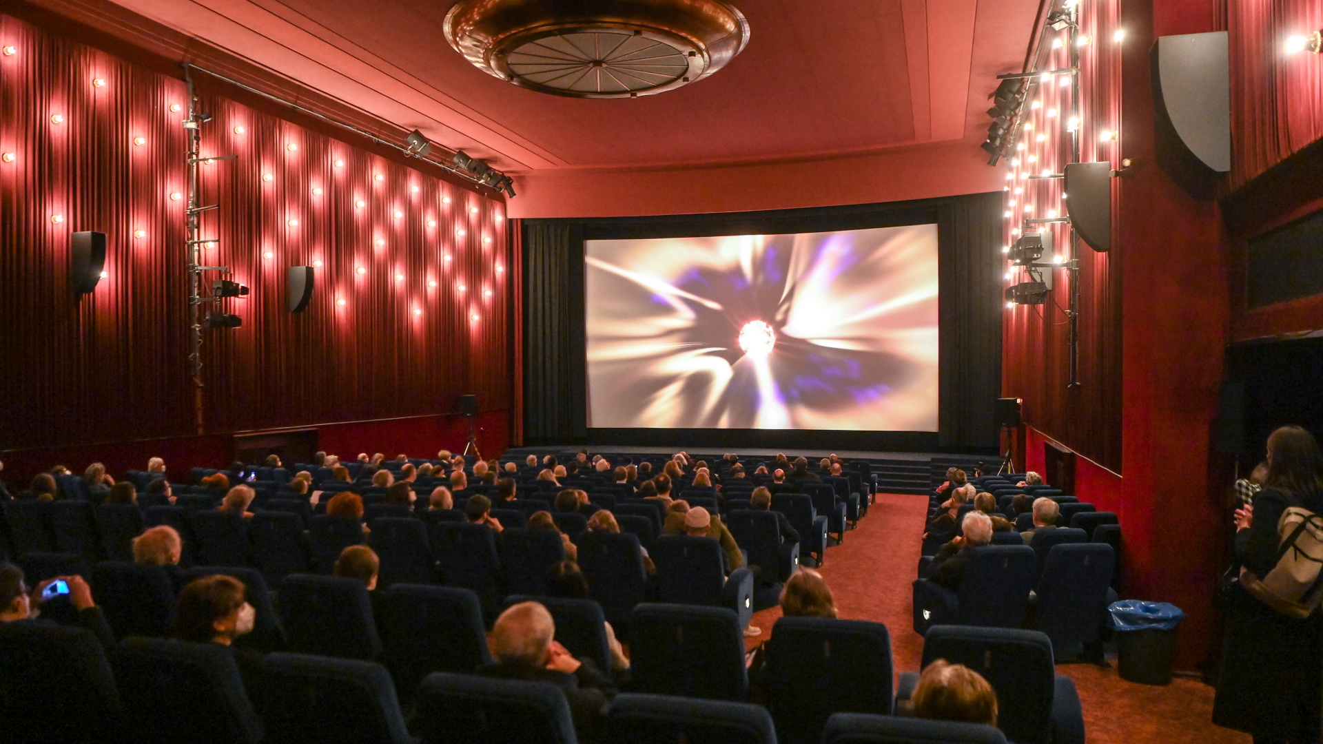 Deutsche Filmbranche glaubt an Zukunft des Kinos
