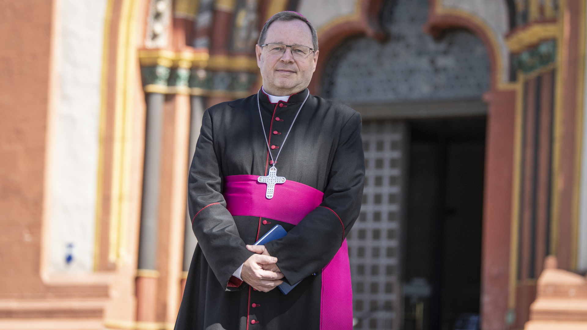 Georg Bätzing, Bischof von Limburg und Vorsitzender der Deutschen Bischofskonferenz. | dpa