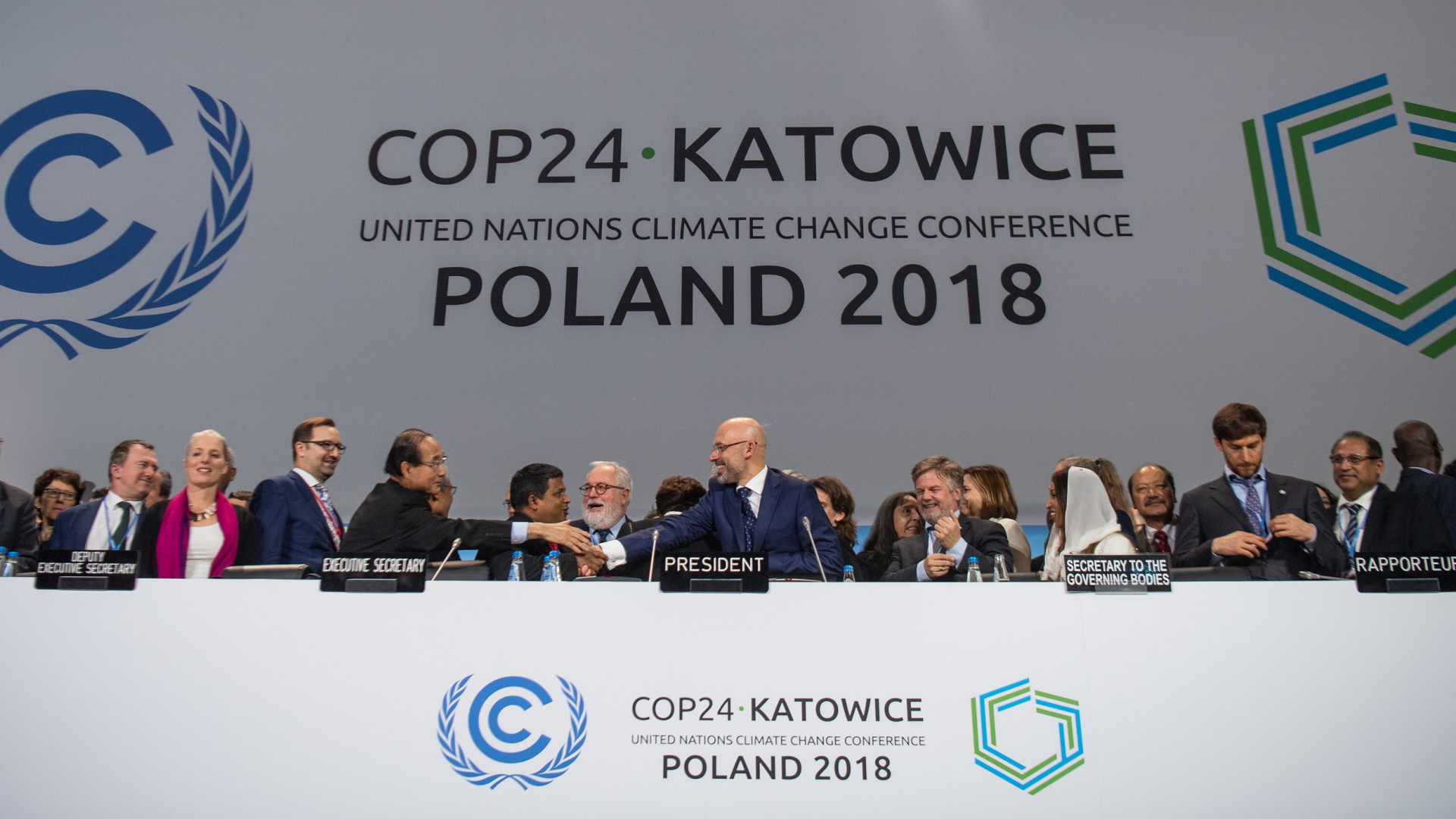Teilnehmer der Klimakonferenz in Kattowitz | Bildquelle: dpa