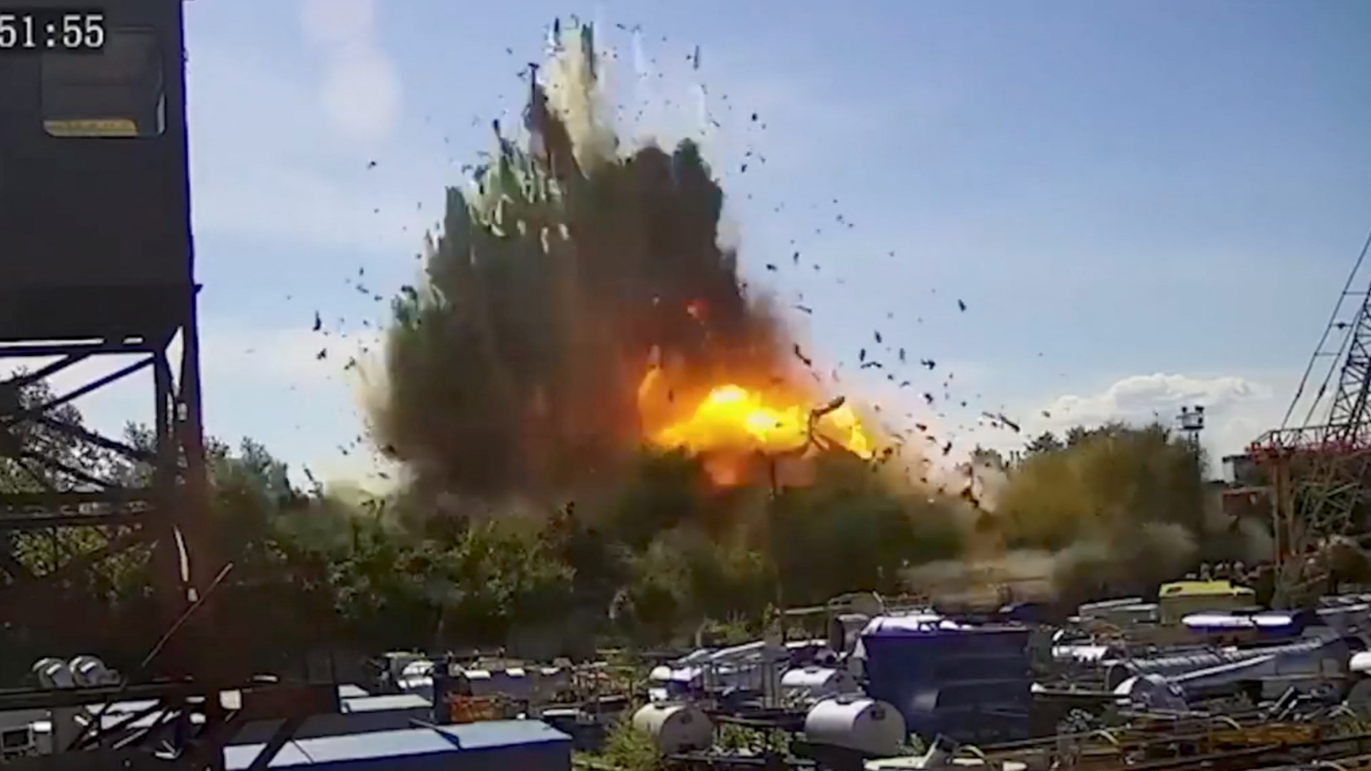 Explosion in Krementschuk | via REUTERS