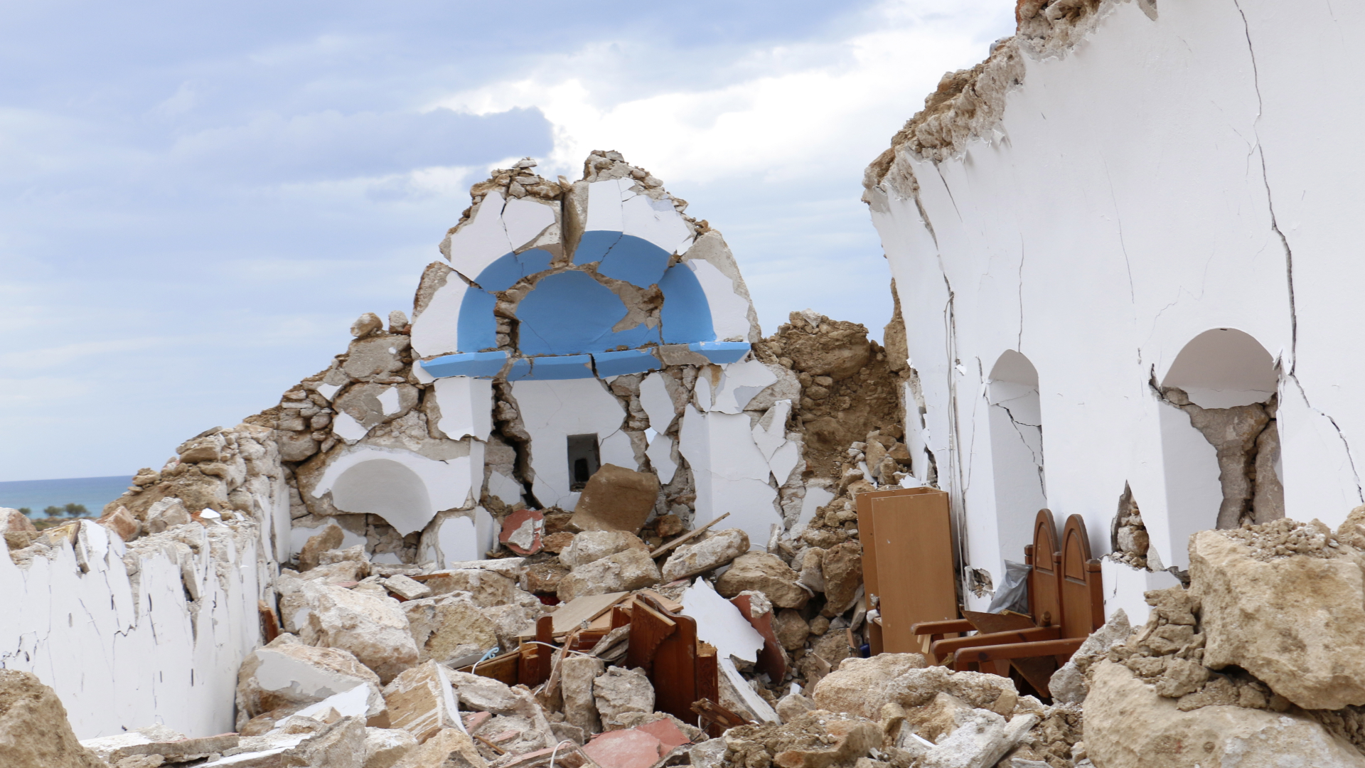 Zerstörte Kirche nach dem Erdbeben auf Kreta | EPA