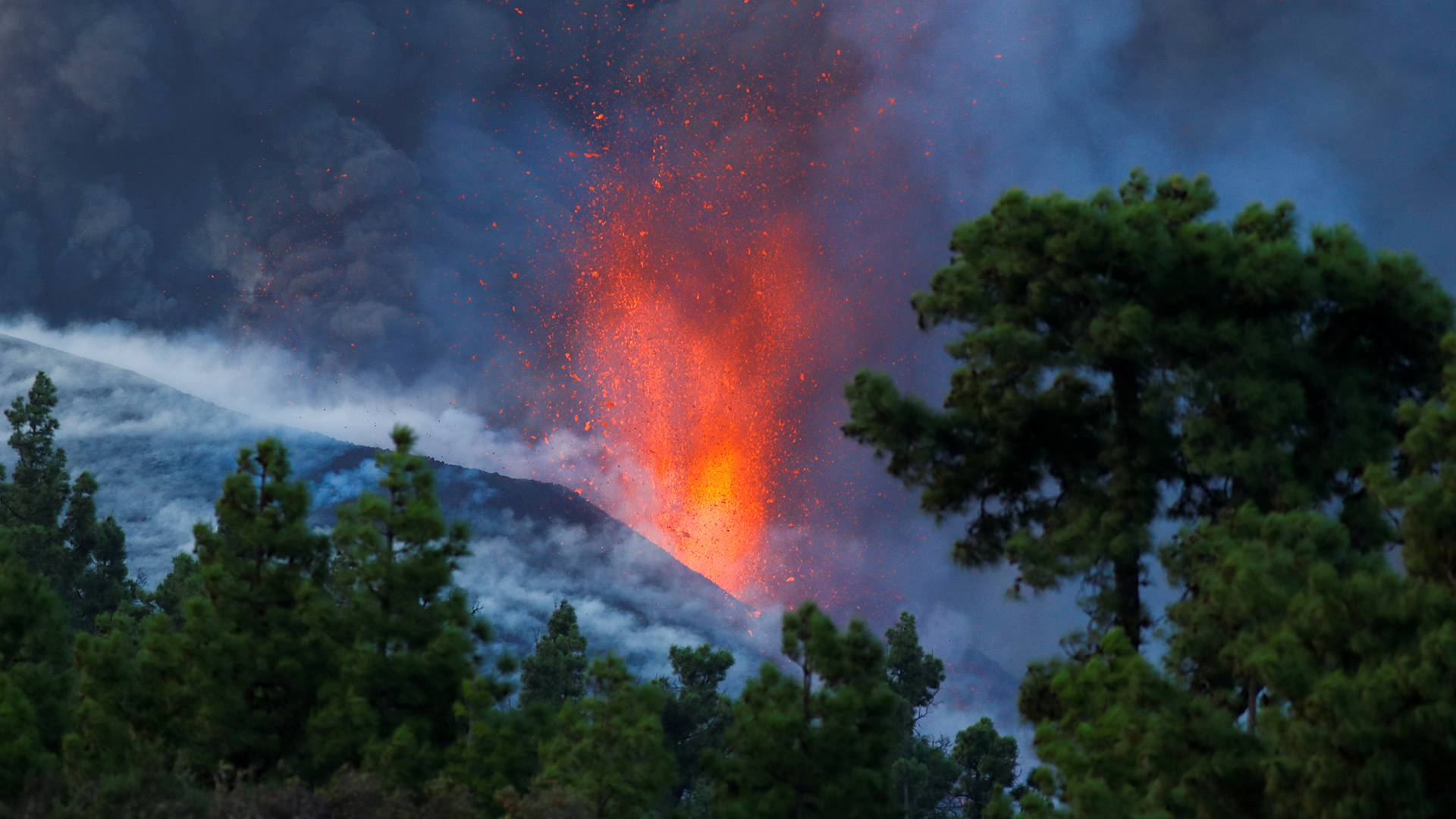 Der aktive Vulkan auf La Palma, Kanarische Inseln.