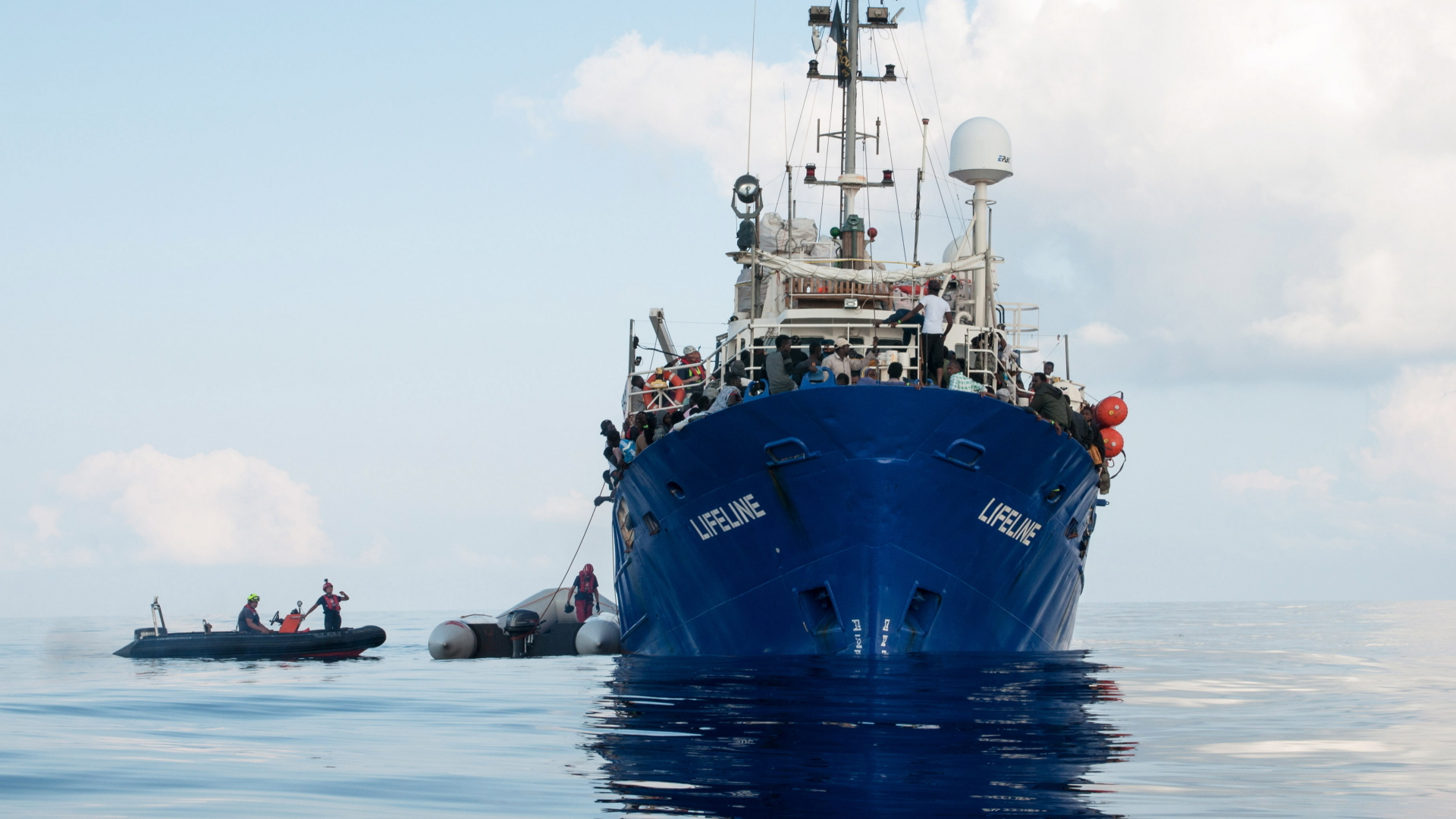 Italien sperrt Hafen für Rettungsschiff “Lifeline”