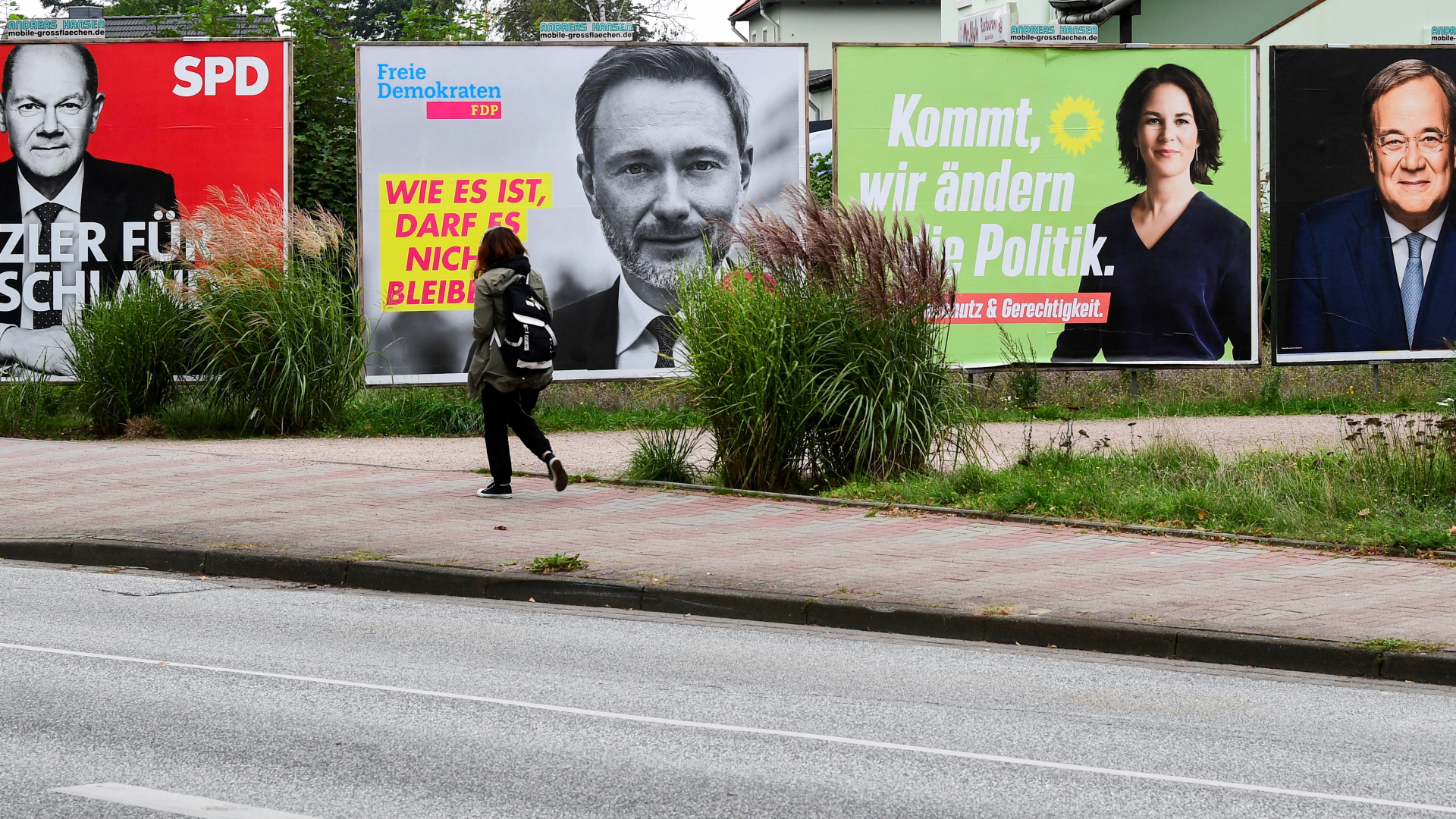 Wahlplakate mit Christian Lindner und Annalena Baerbock | REUTERS