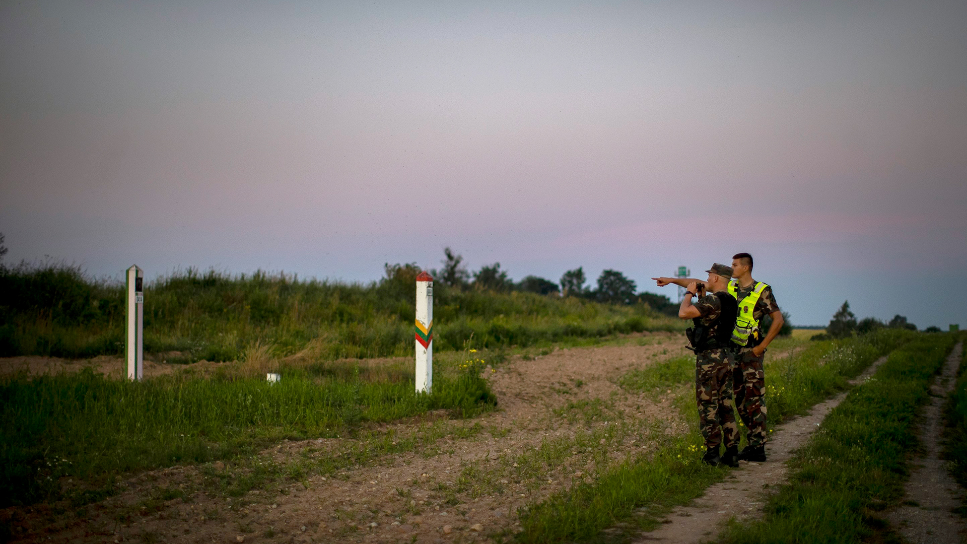 Grenzschützer kontrollieren die Grenze zwischen Litauen und Belarus | AP