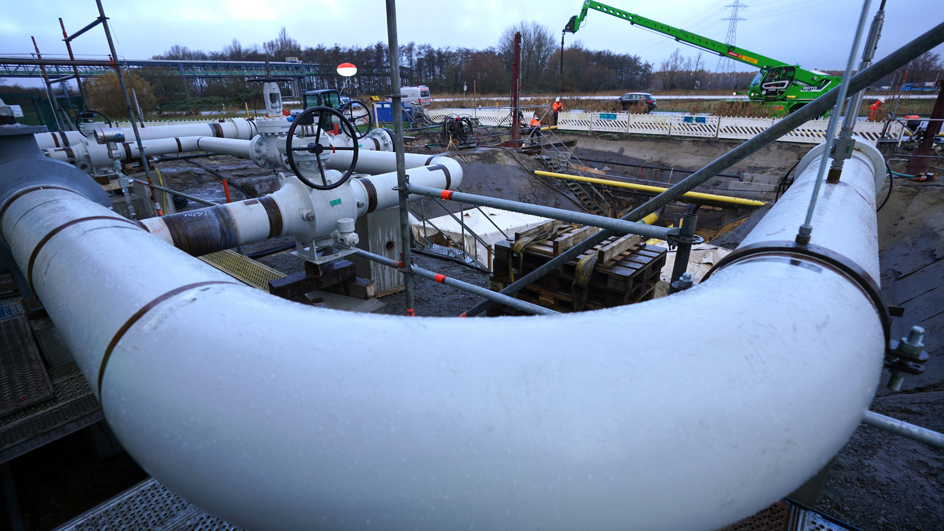 Pipelineanbindung für das künftige schwimmende LNG-Terminal in Brunsbüttel. | picture alliance/dpa