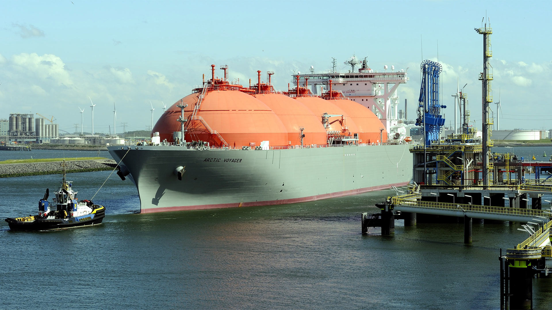 Tankschiff "Artic Voyager" am LNG Terminal Rotterdam | picture alliance / dpa