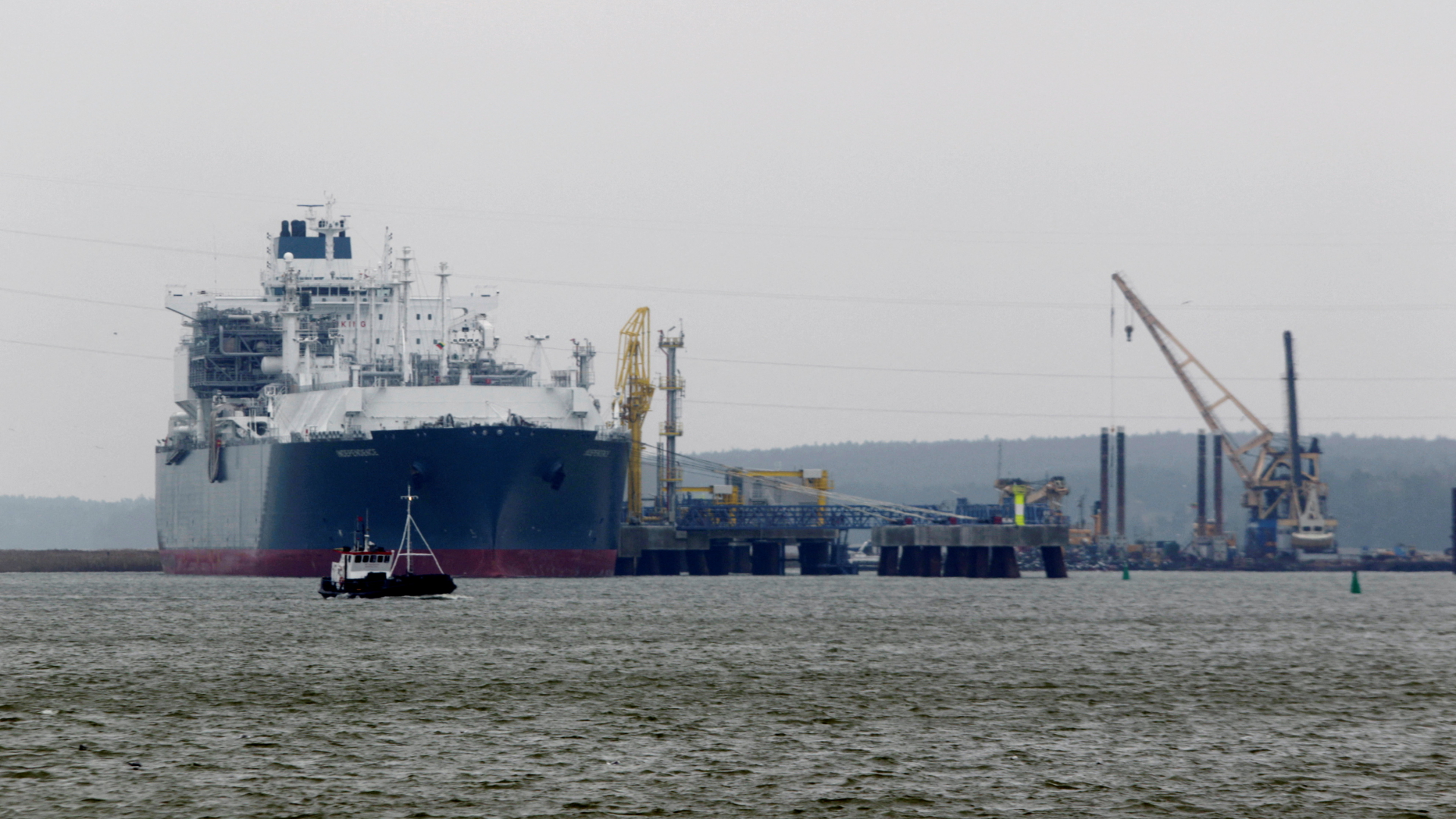 Flüssiggas-Terminal auf dem Schiff "Independence" im litauischen Hafen Klaipeda | REUTERS