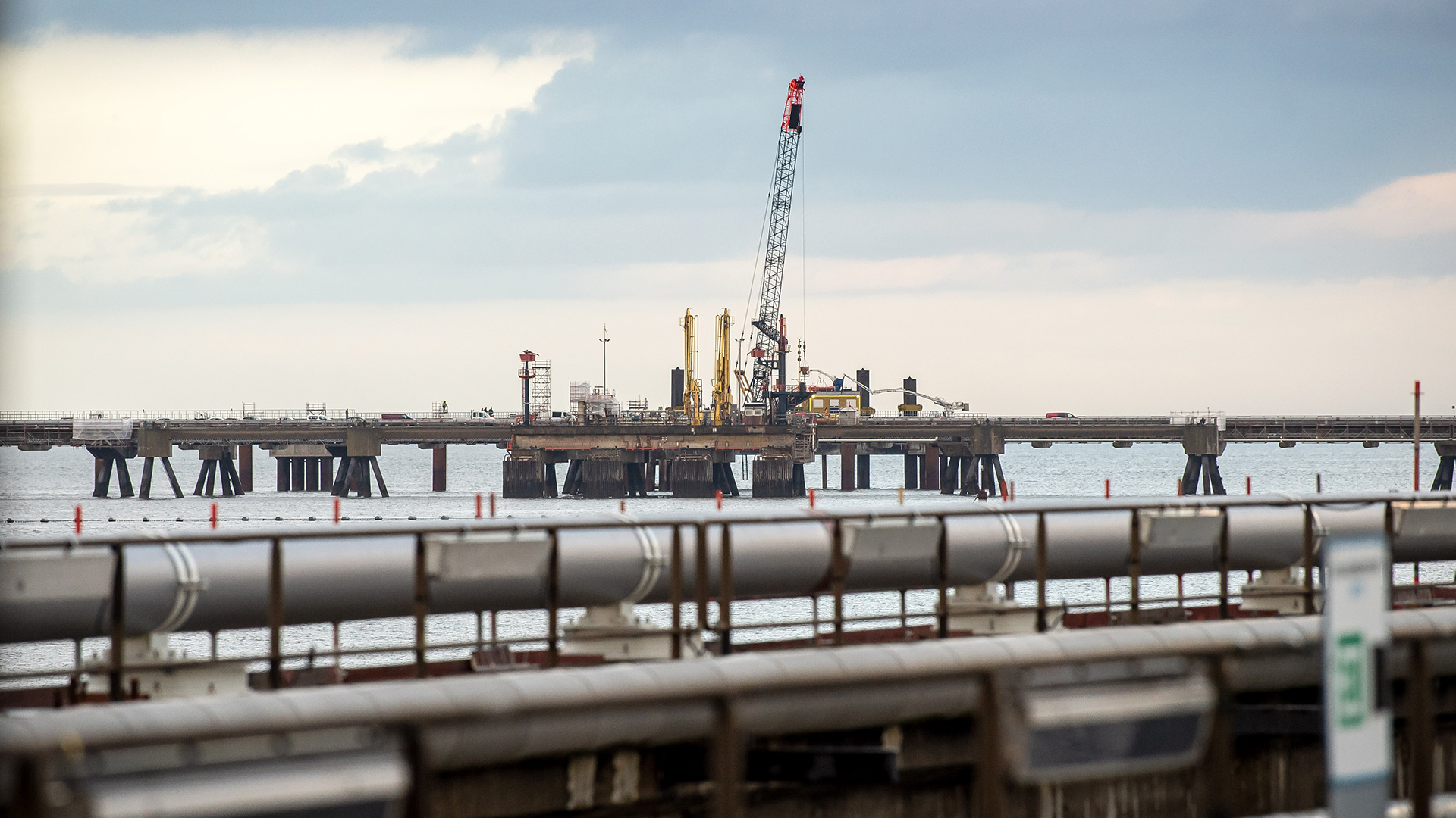 Wilhemshaven: Erstes LNG-Terminal geht in Betrieb