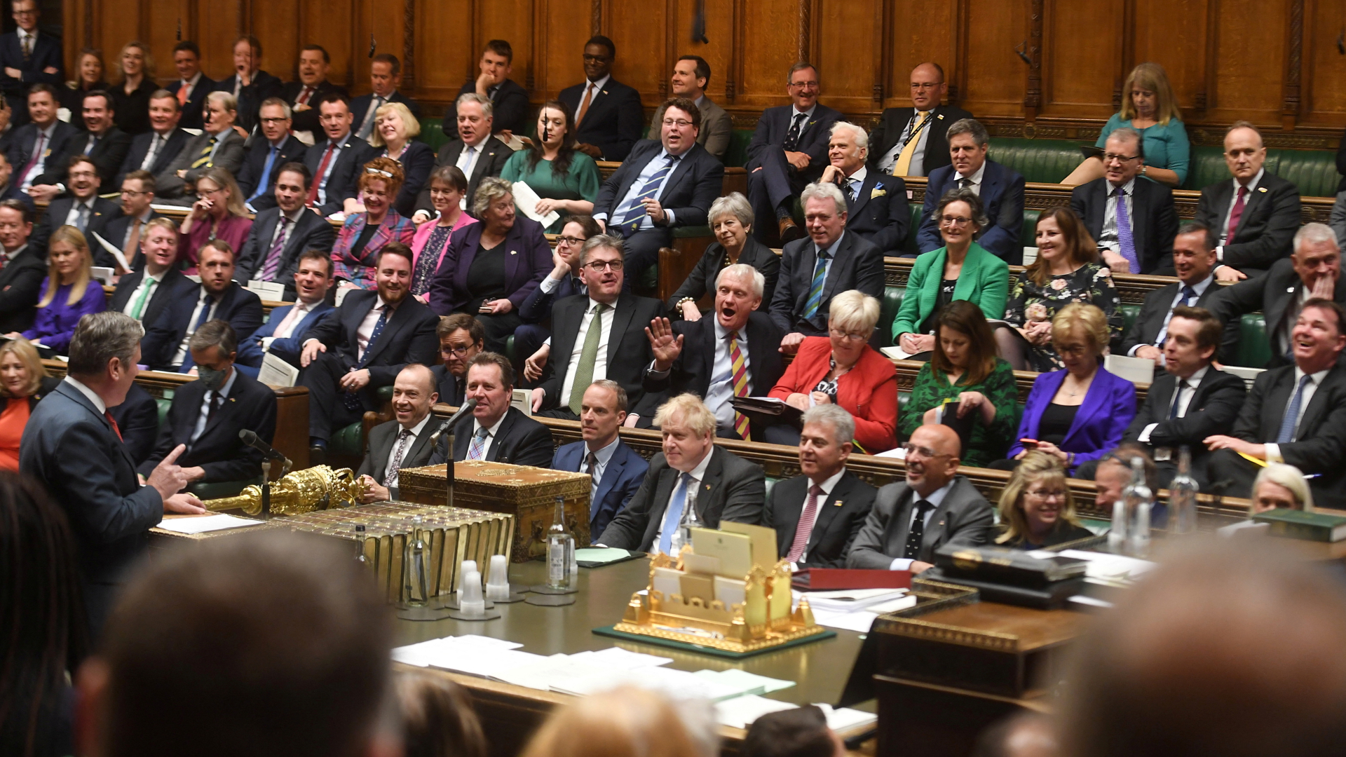 Die Fraktion der Tories während einer Parlamentssitzung in London (Großbritannien) | VIA REUTERS