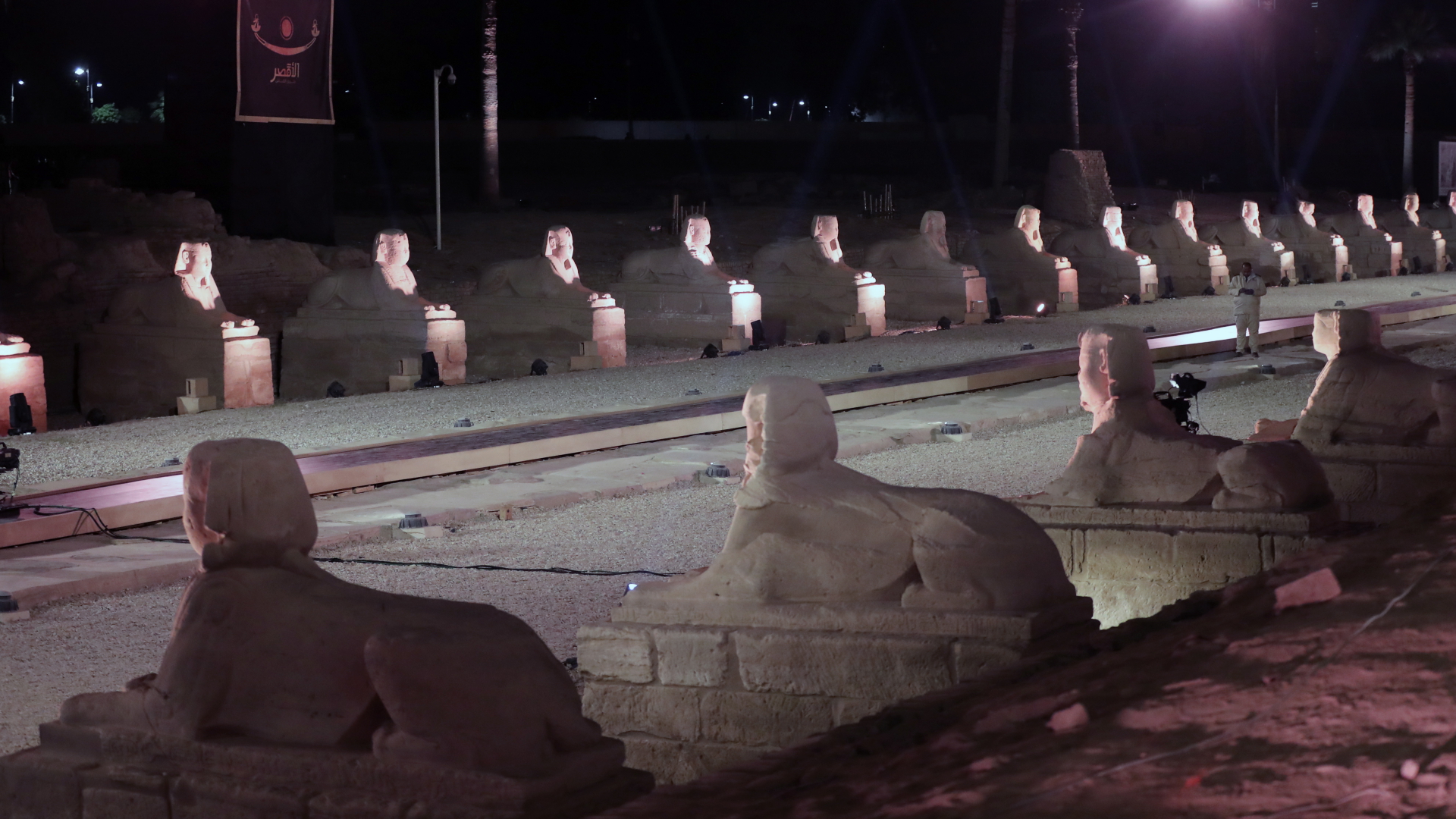 Skulpturen an der Sphinx-Allee  | EPA