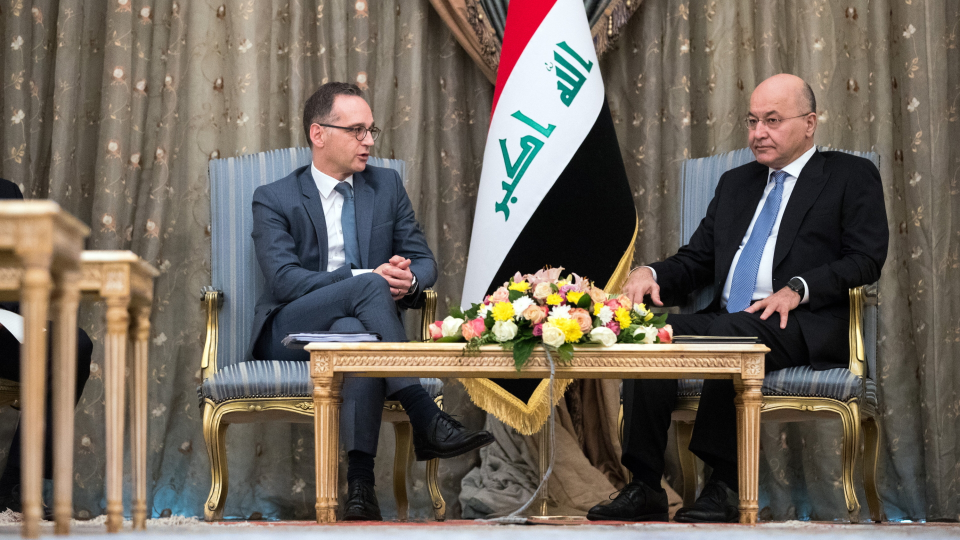 Außenminister Maas besuchte auf seiner Irak-Reise seinen Amtskollegen al-Hakim. | Bildquelle: dpa