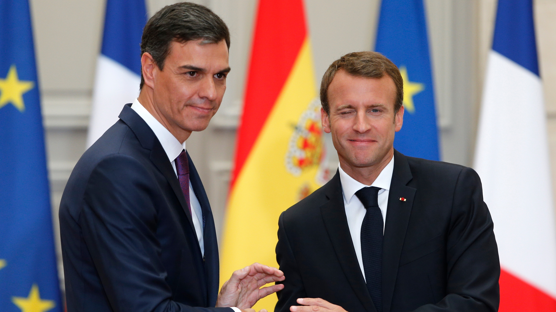 Frankreichs Präsident Emmanuel Macron und der spanische Ministerpräsident Pedro Sánchez in Paris | THIBAULT CAMUS/POOL/EPA-EFE/REX/