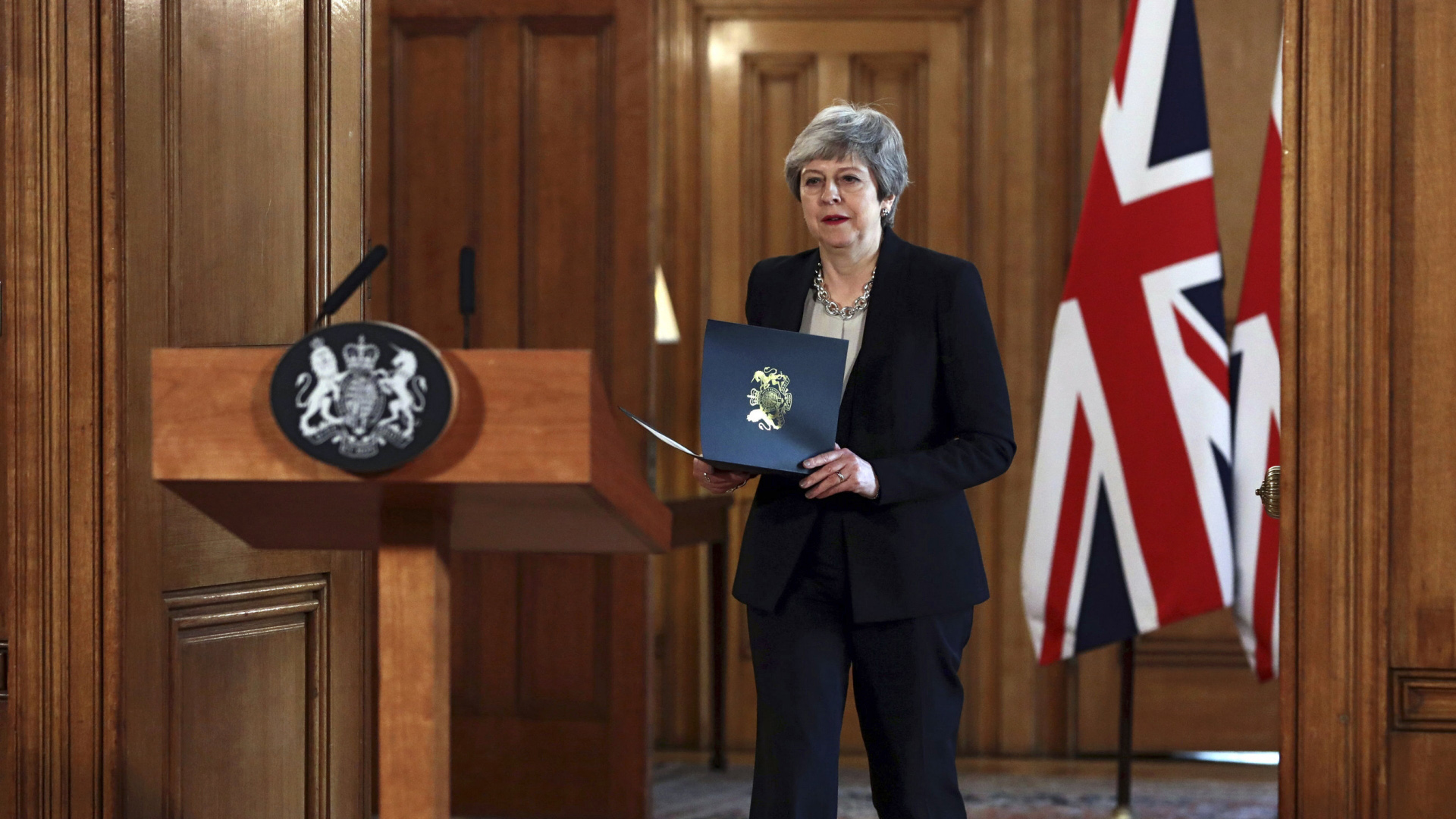 Die britische Premierministerin Theresa May | AP