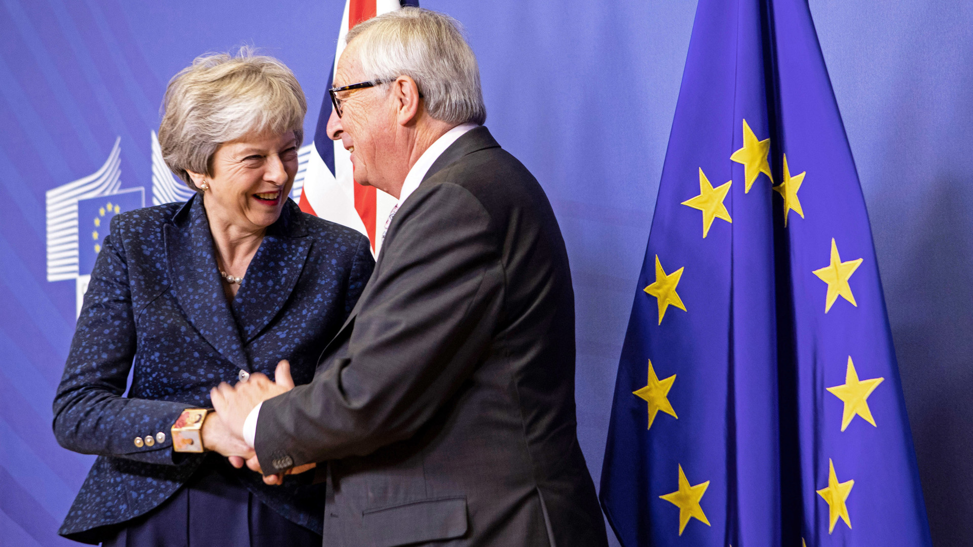 May und Juncker bei ihrem Treffen kurz vor dem Sondergipfel | Bildquelle: dpa
